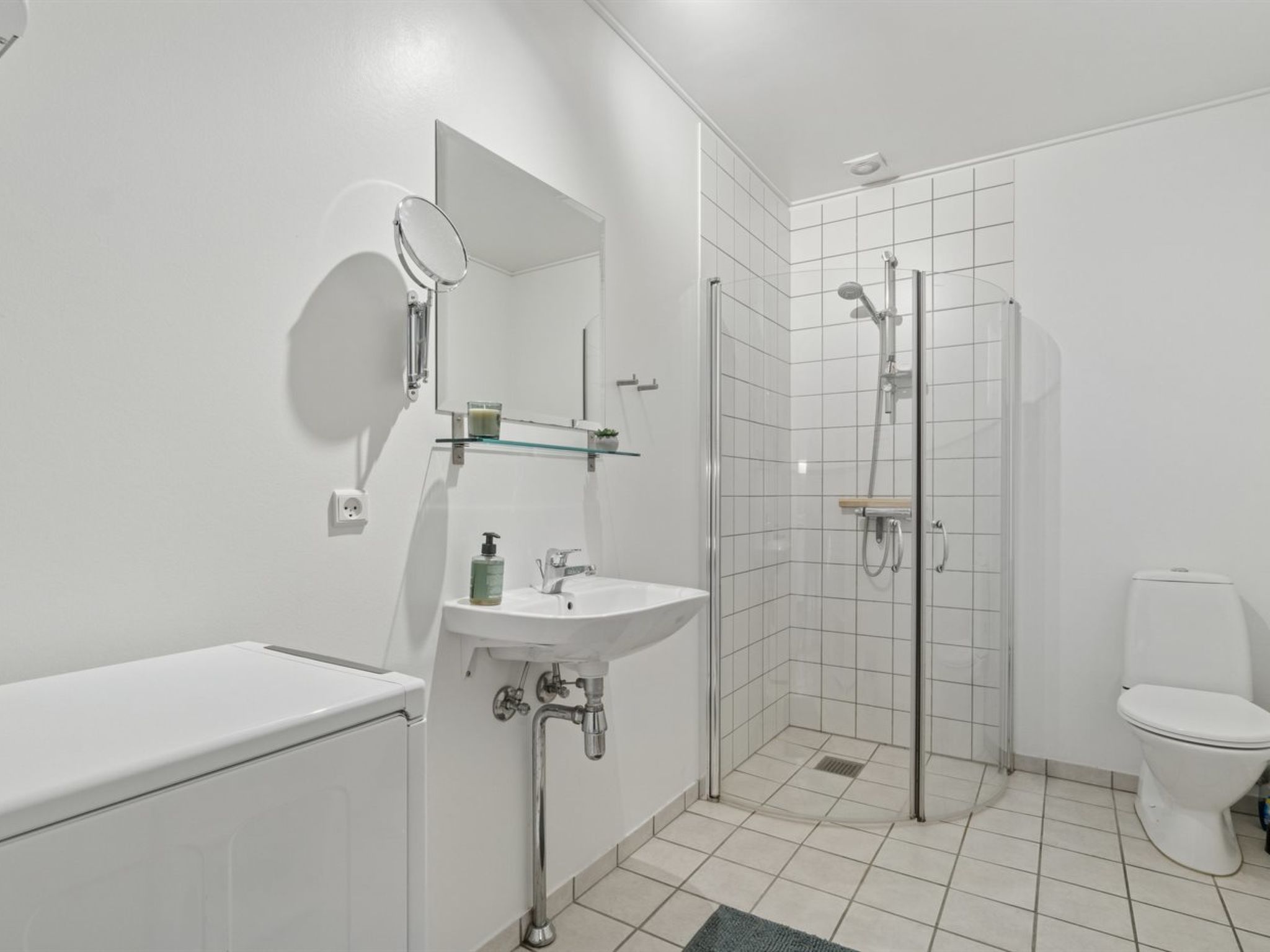 "Yosefin" - 50m from the sea-Drinnen