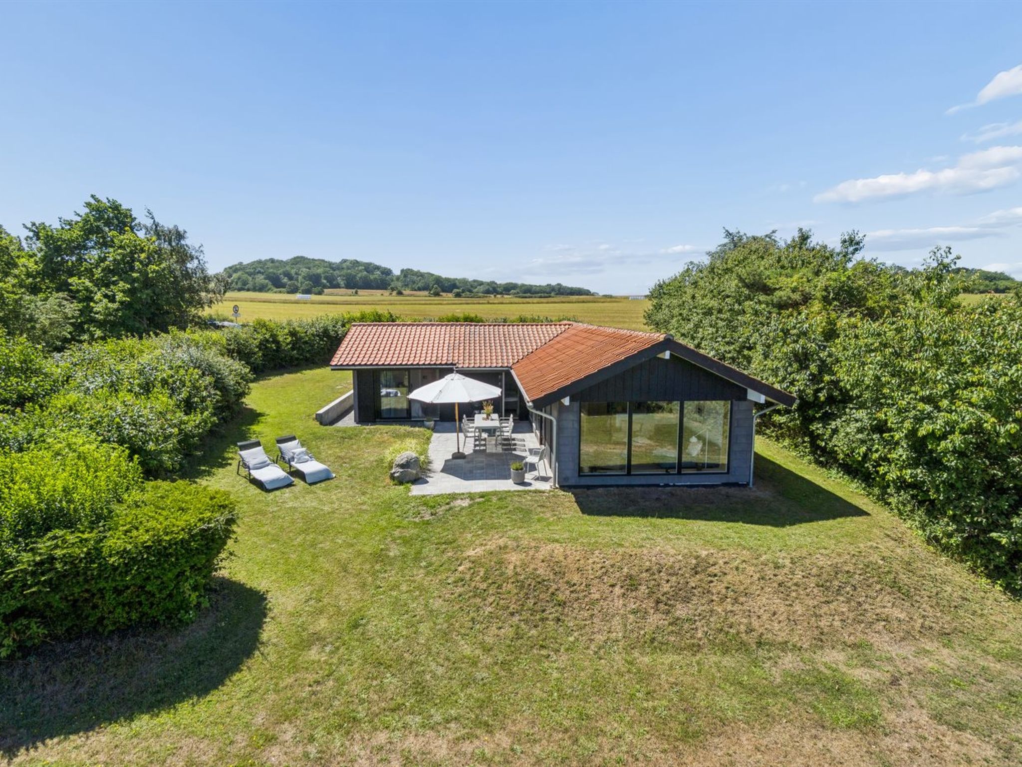 "Karlotta" - 500m from the sea