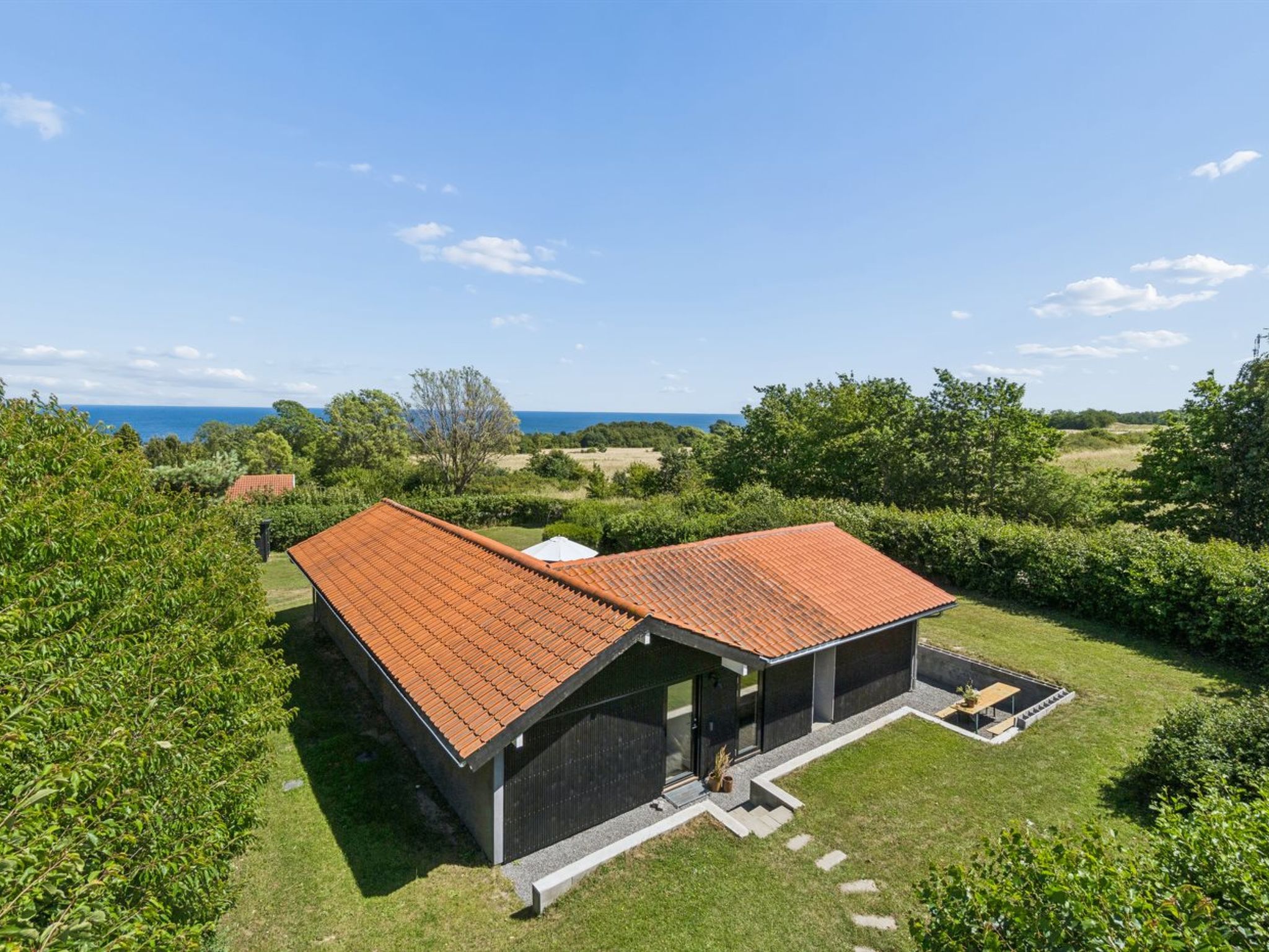 "Karlotta" - 500m from the sea