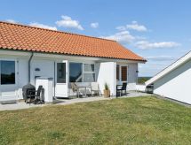 Op 300 m van zee: Knus appartement met zeezicht in Allinge - thumbnail 1
