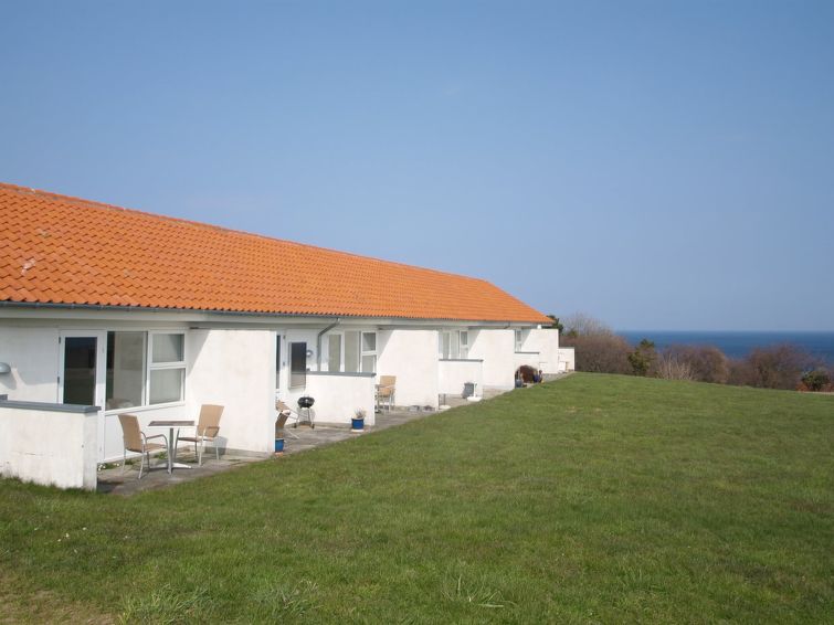 "Kirsti" - 300m from the sea