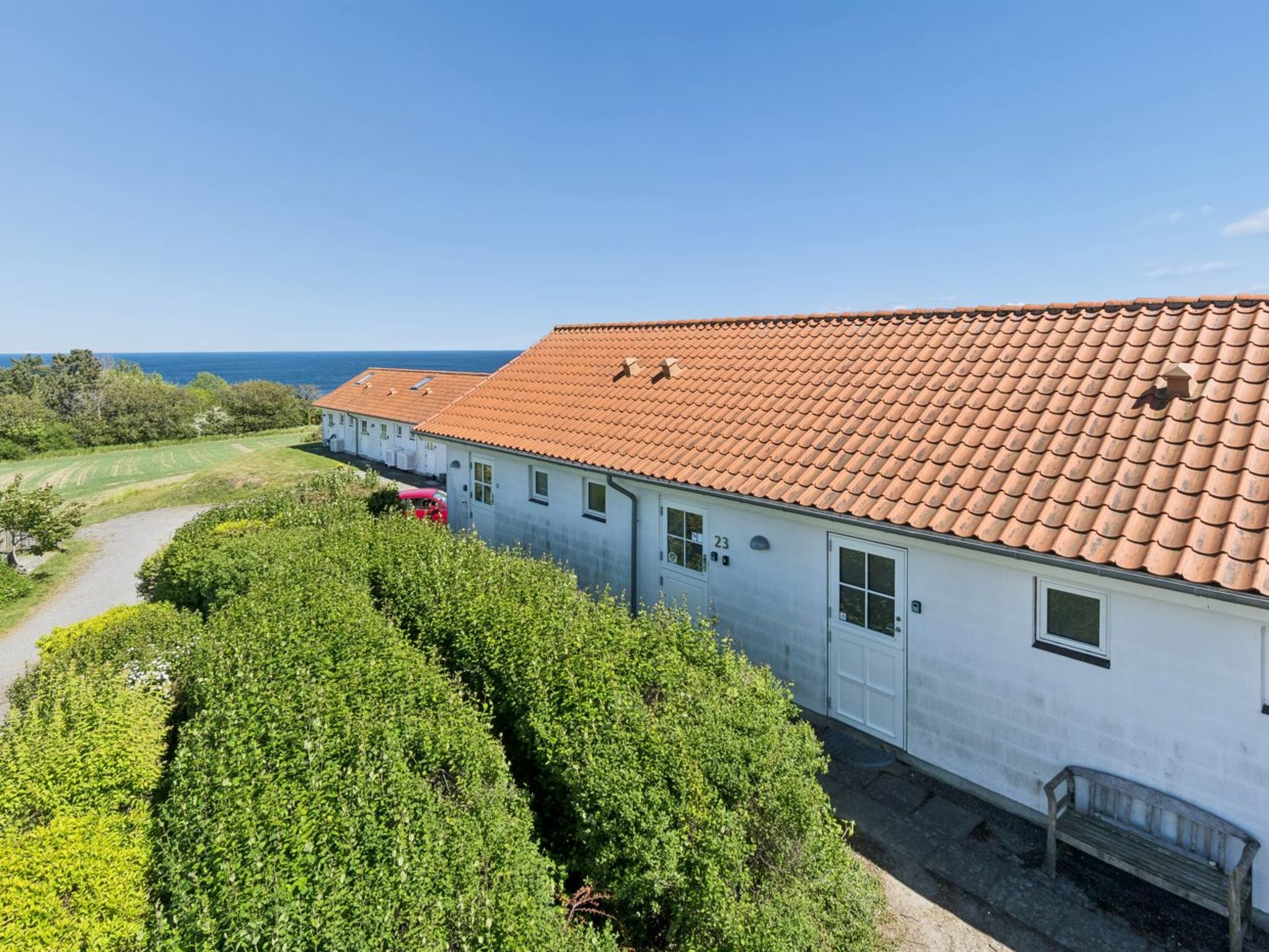 "Kirsti" - 300m from the sea - Buiten