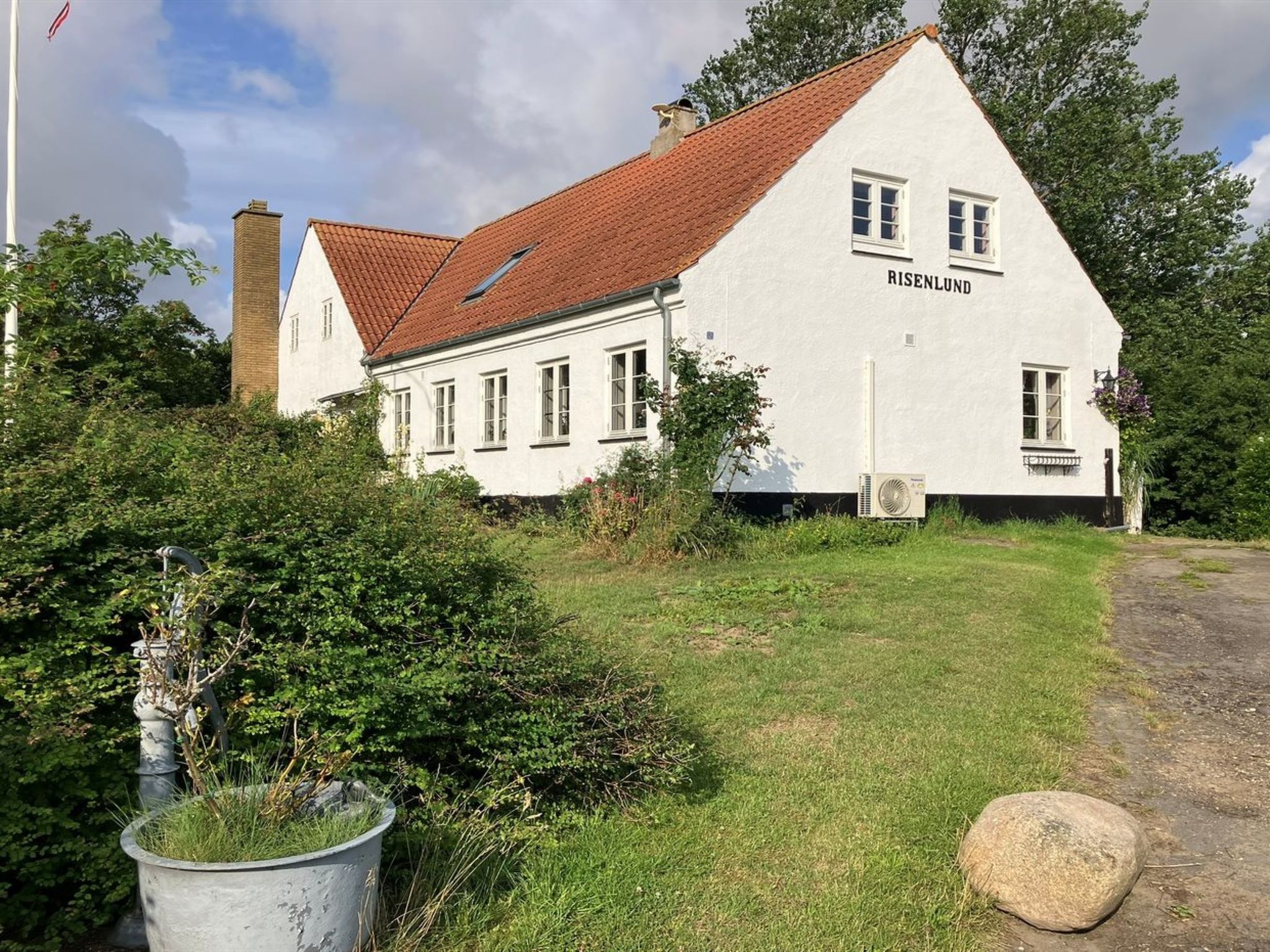 "Hening" - 150m from the sea - Outside
