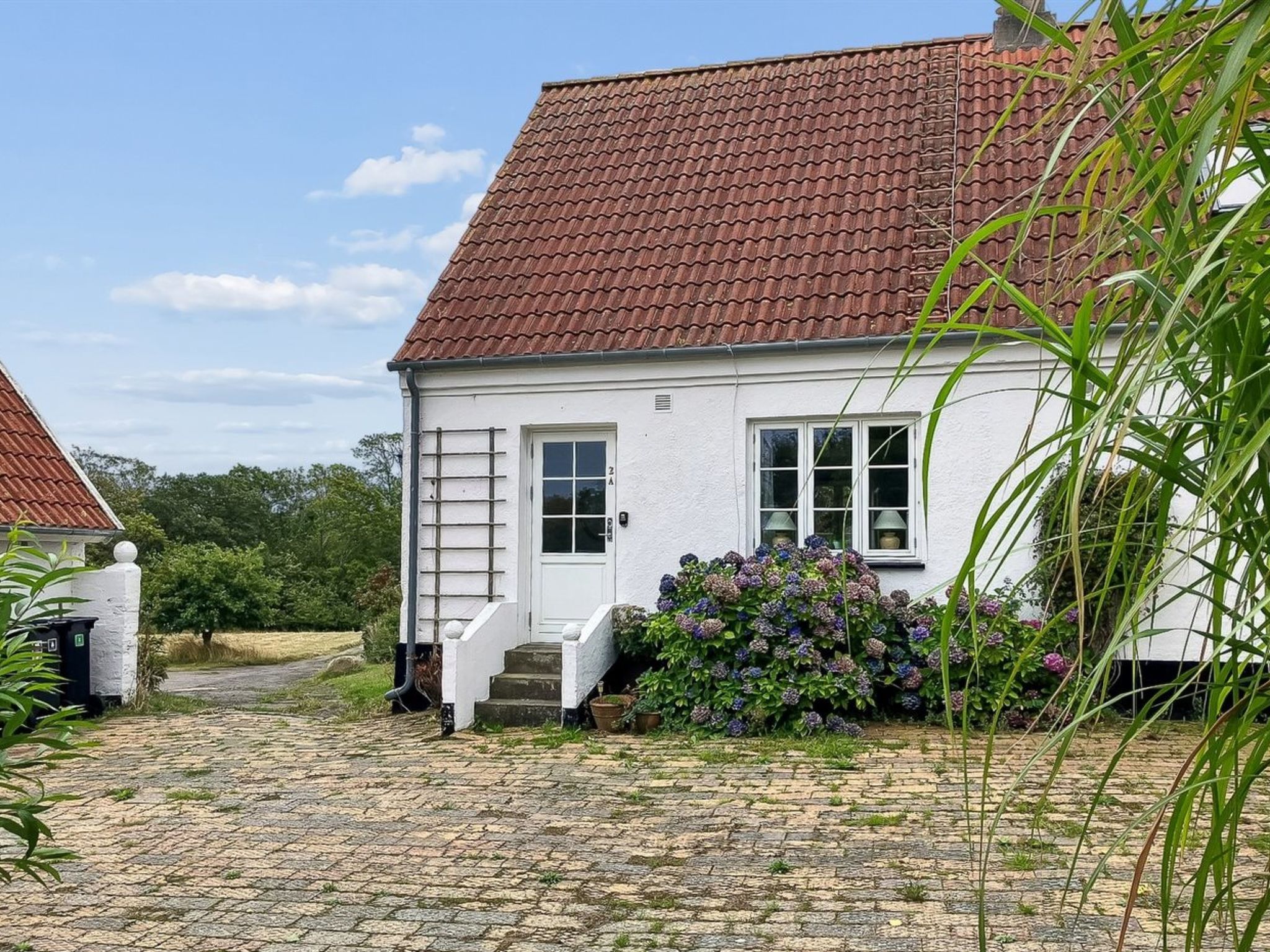 "Hening" - 150m from the sea - Outside