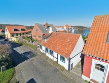 Historische vakantiewoning 'Ariela' op 150 meter van de Oostzee bij Allinge - thumbnail 5