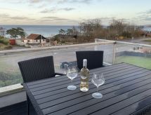 4-persoons appartement met zeezicht in Allinge - thumbnail 1