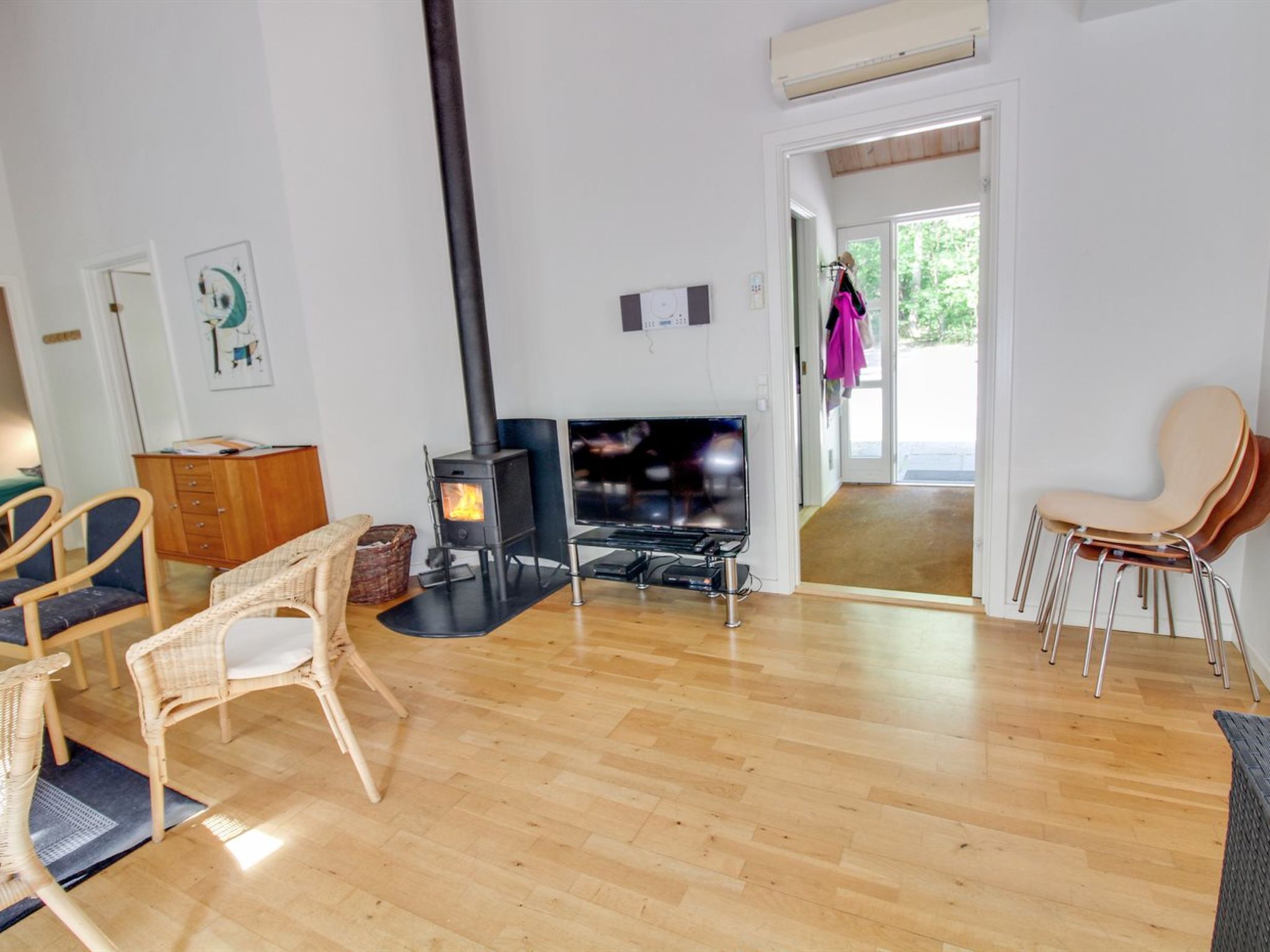 "Dilan" - 600m from the sea - Binnen