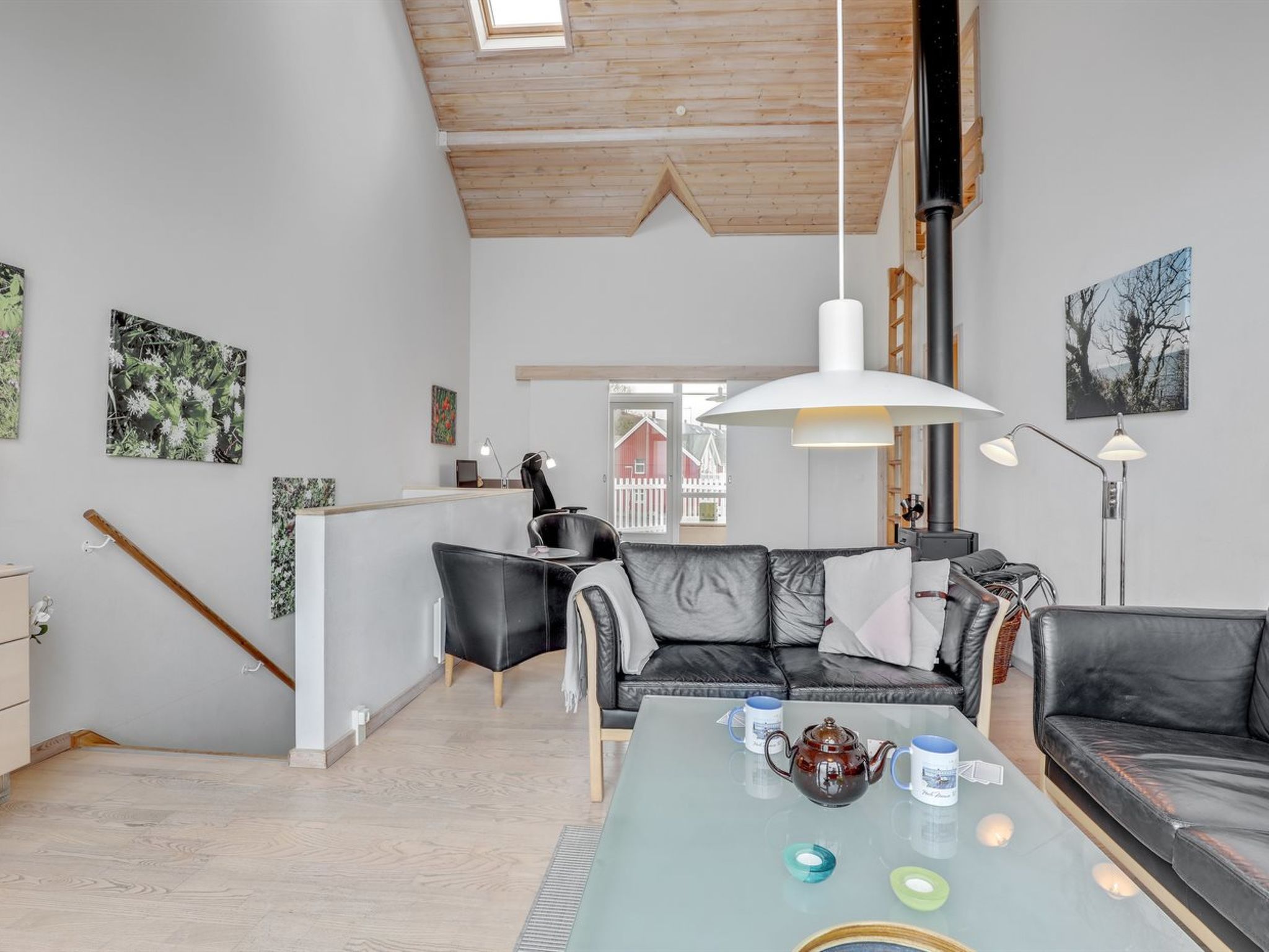"Halldora" - 10m from the sea - Inside