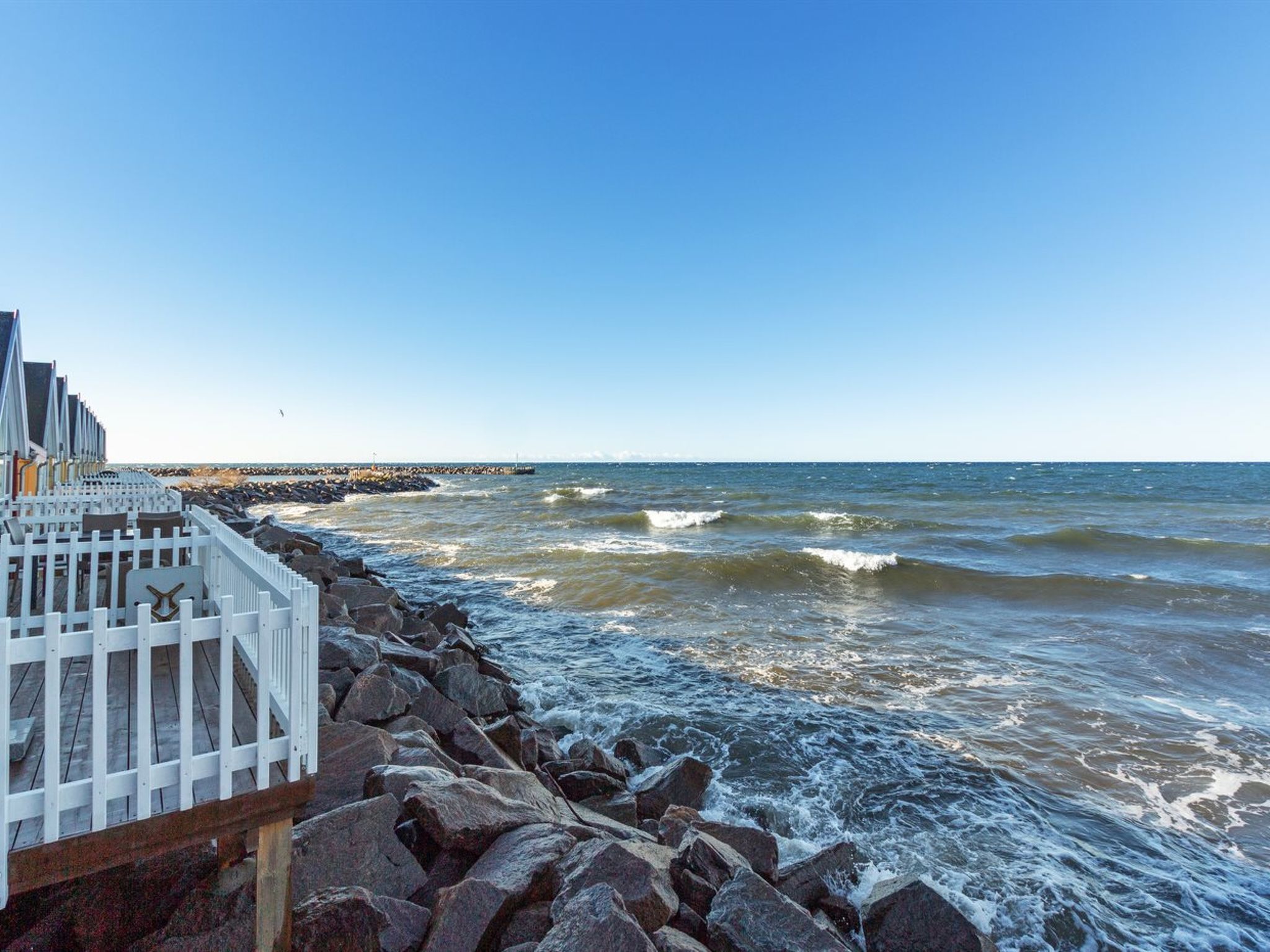 "Halldora" - 10m from the sea-Buiten
