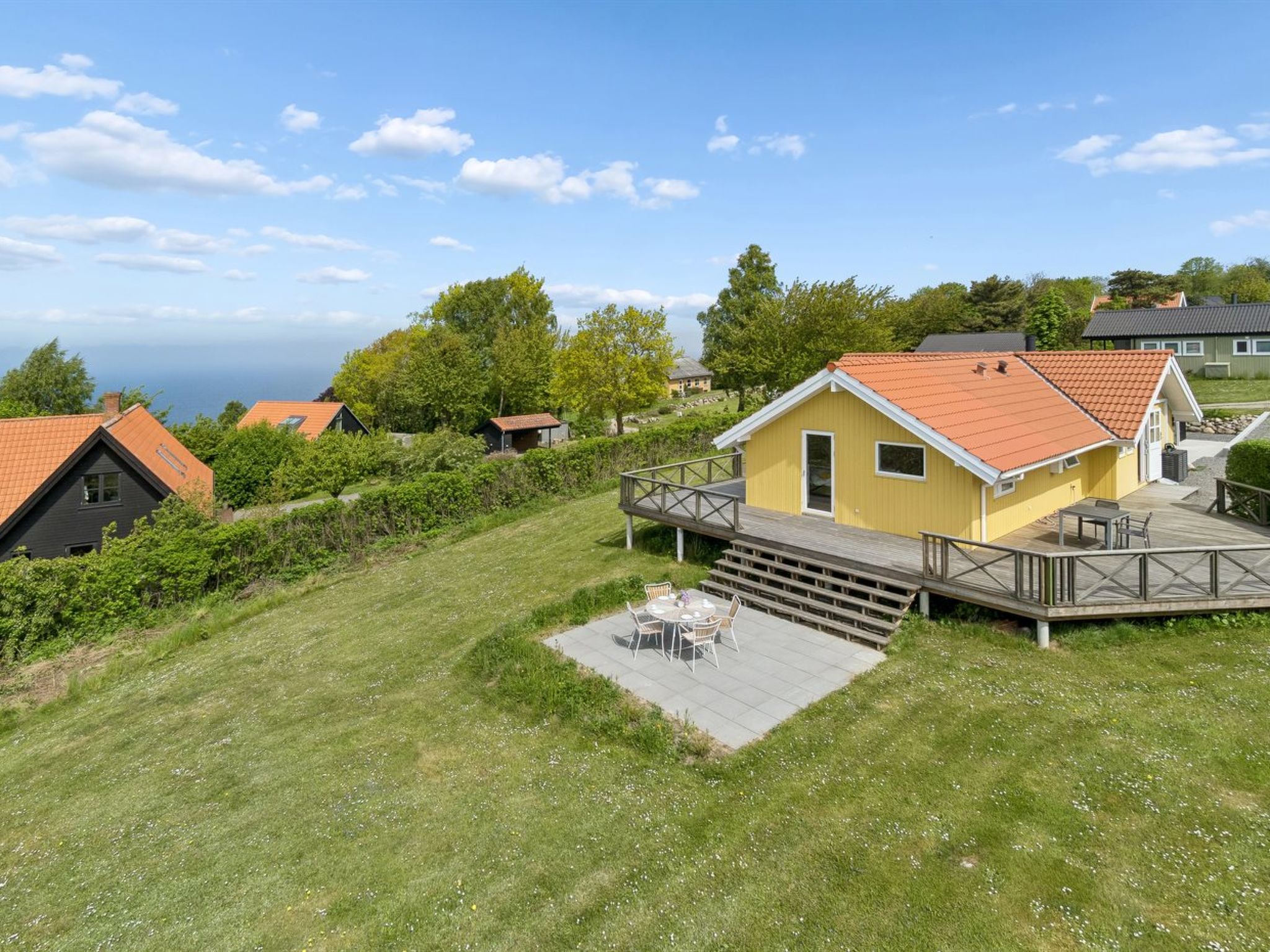 "Dagmar" - 300m from the sea
