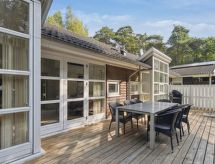 Ruime vakantiewoning met sauna op 600 meter van de zee in Hasle - thumbnail 4