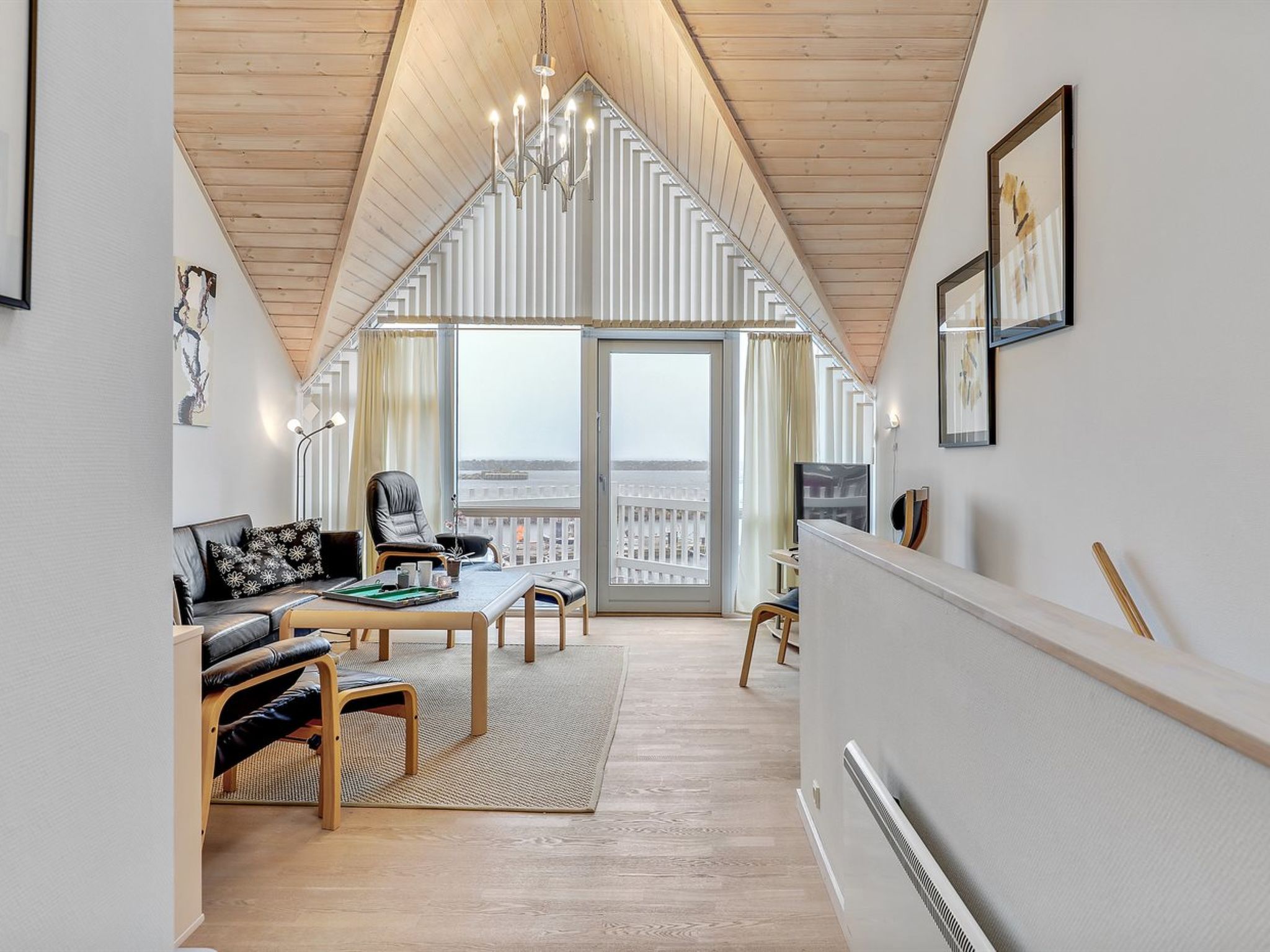 Aan zee gelegen vakantiehuis in Hasle met zeezicht - foto 8