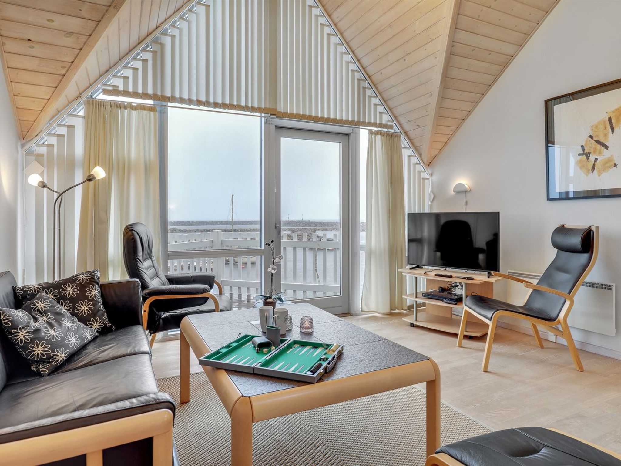 Aan zee gelegen vakantiehuis in Hasle met zeezicht - foto 10