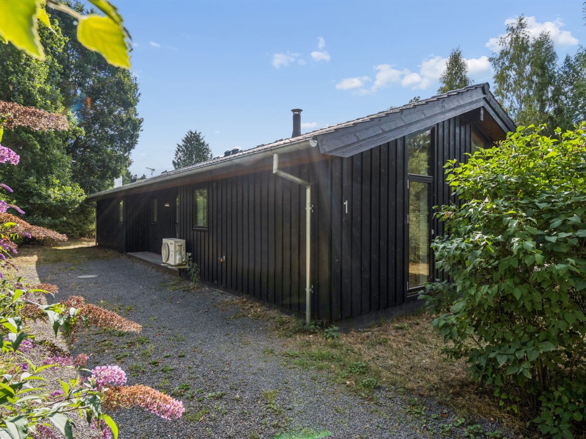 "Ellin" - 800m from the sea - Buiten