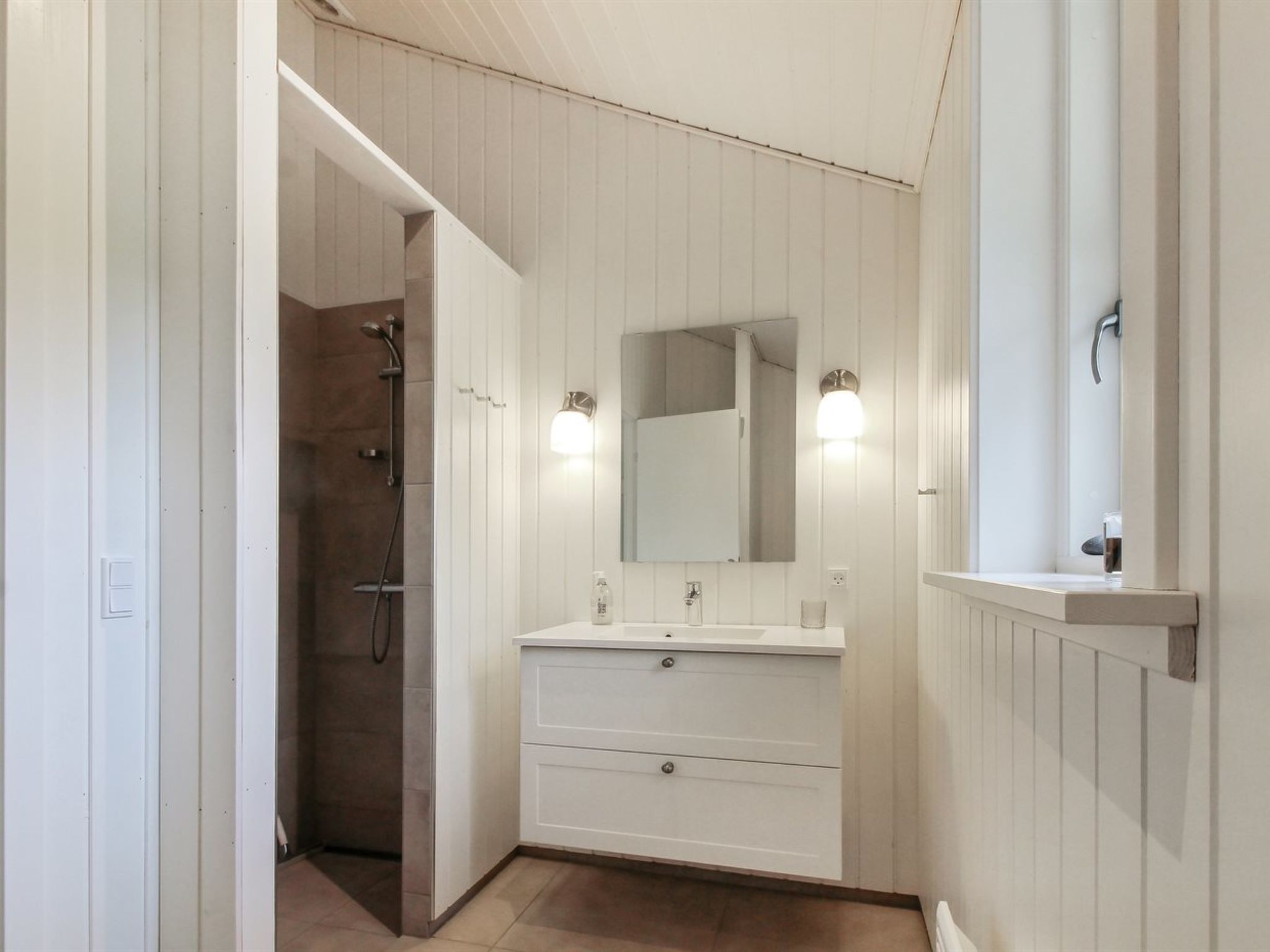 "Colette" - 700m from the sea - Binnen