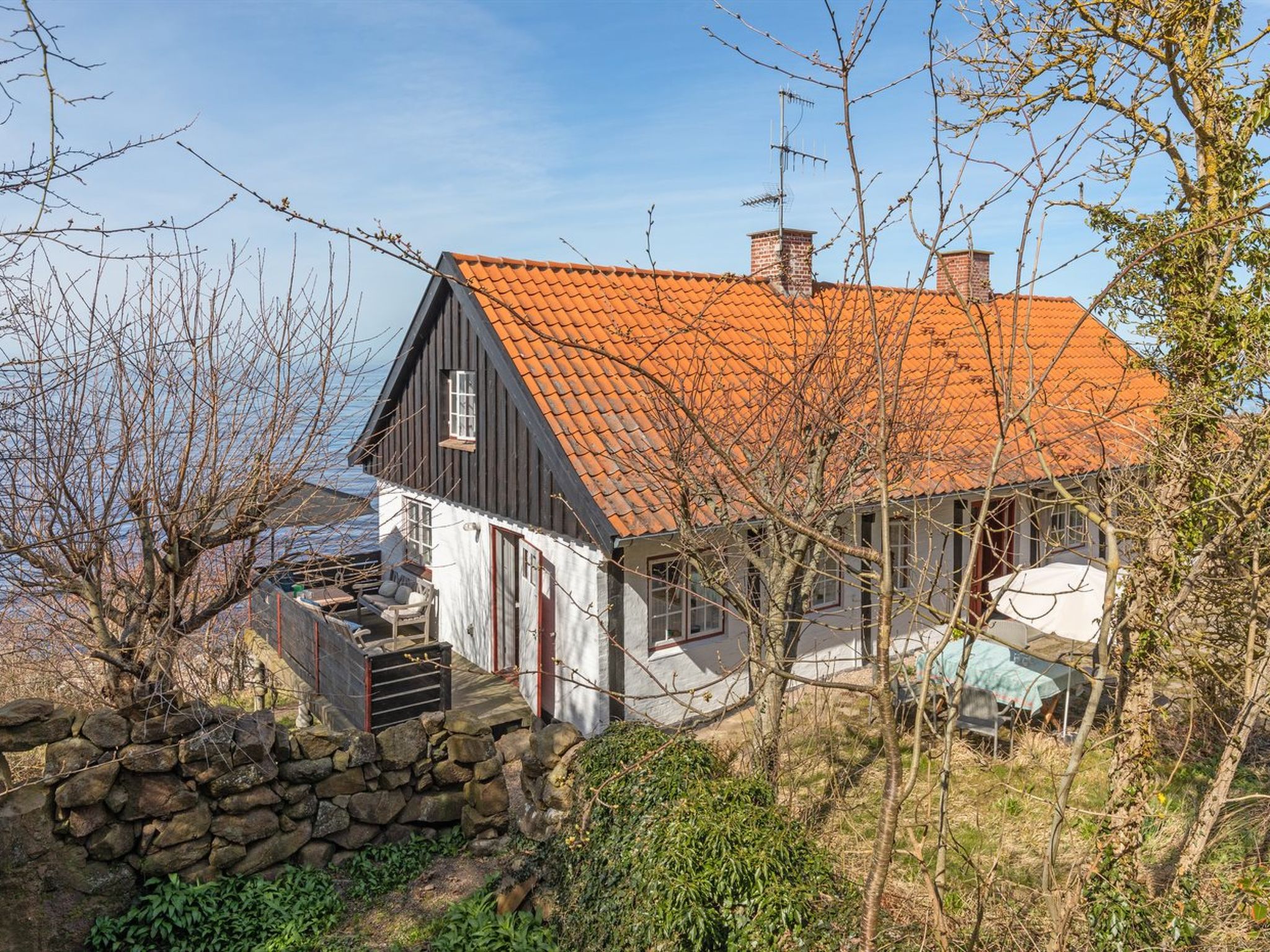 "Asgot" - 15m from the sea-Buiten