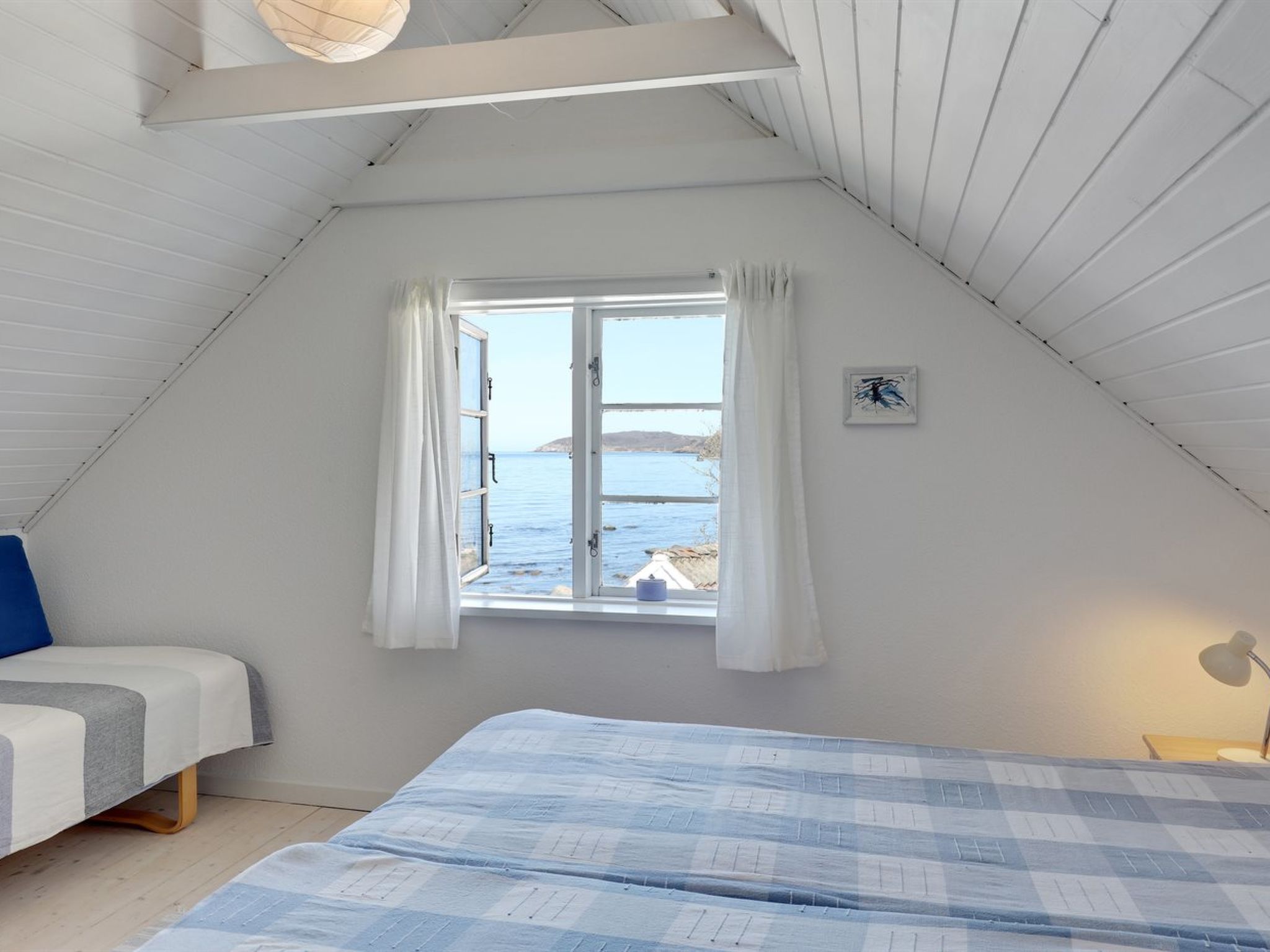 "Asgot" - 15m from the sea-Binnen