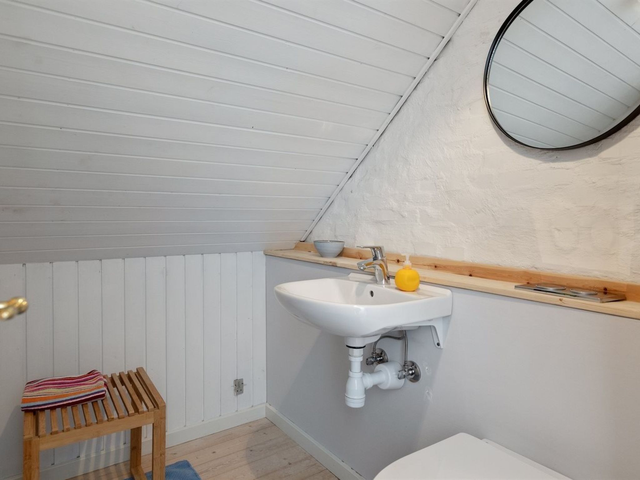 "Asgot" - 15m from the sea - Binnen