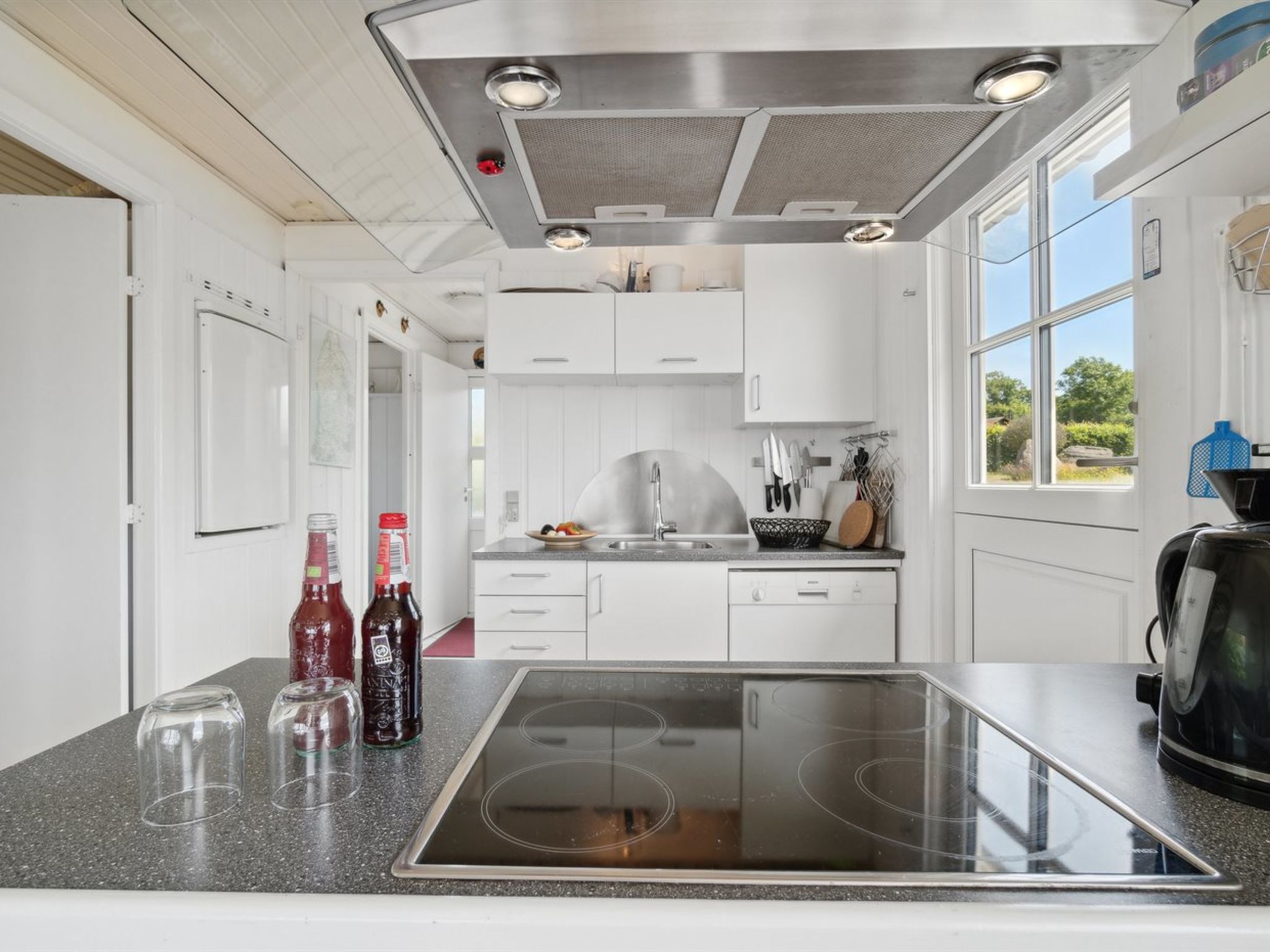"Eliene" - 400m from the sea-Binnen