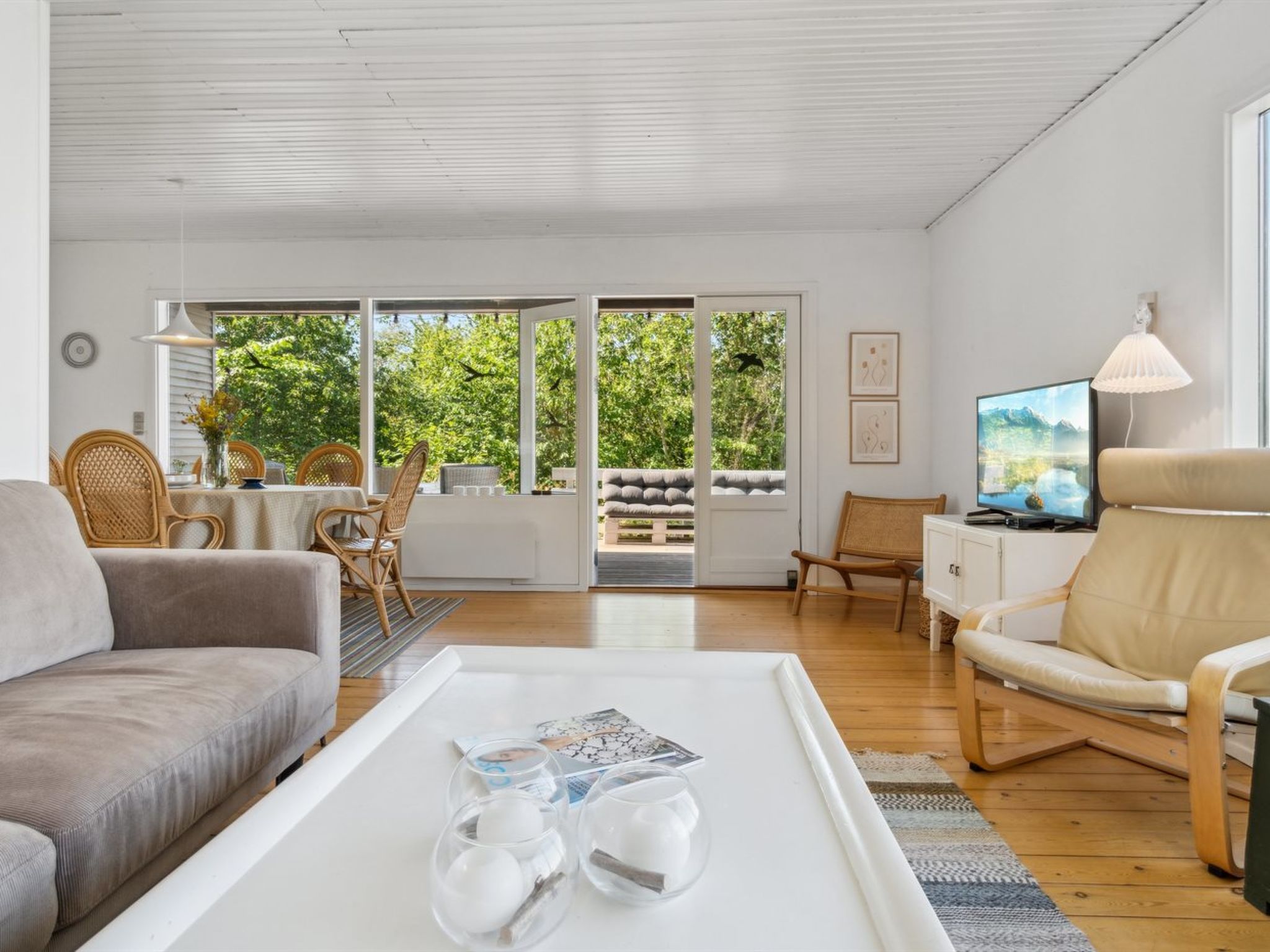 "Yasha" - 200m from the sea - Drinnen
