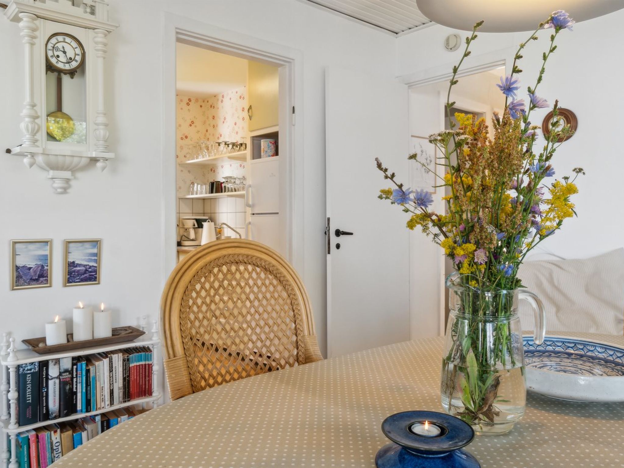 "Yasha" - 200m from the sea - Drinnen