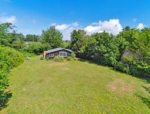 Krister: Sfeervol vakantiehuis op 900m van zee in Hasle, Bornholm - thumbnail 5