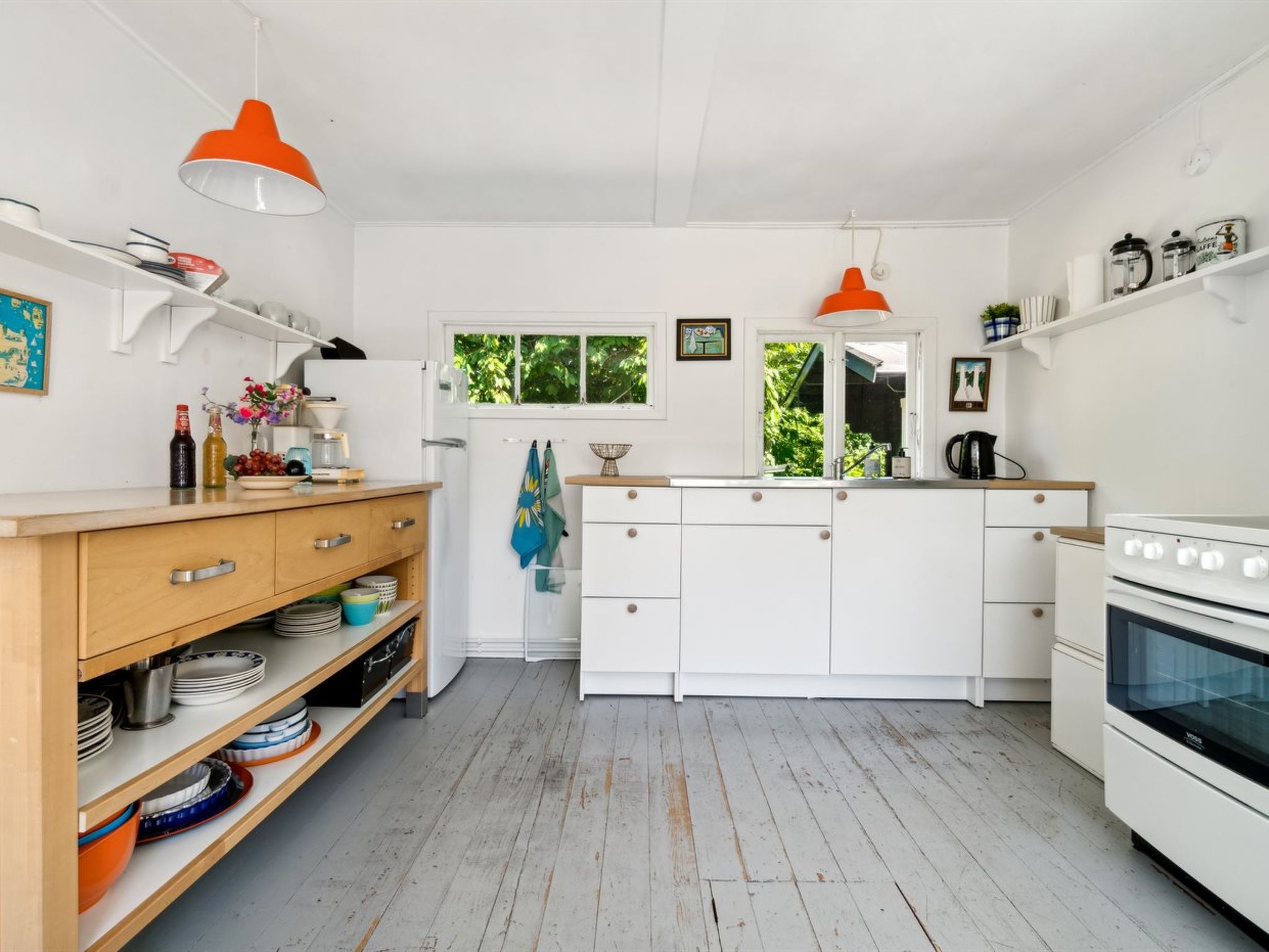 "Krister" - 900m from the sea-Drinnen