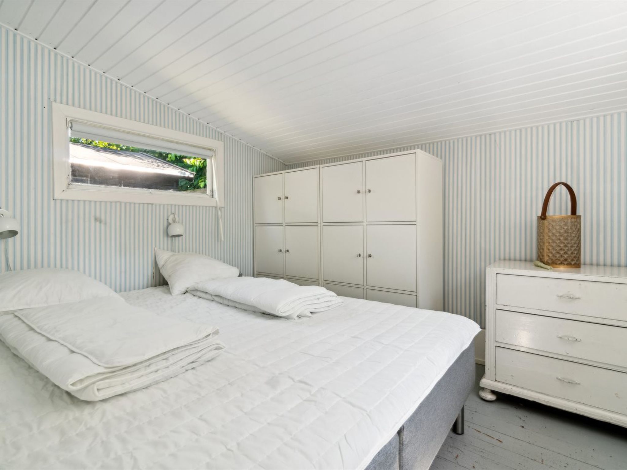 "Krister" - 900m from the sea-Drinnen