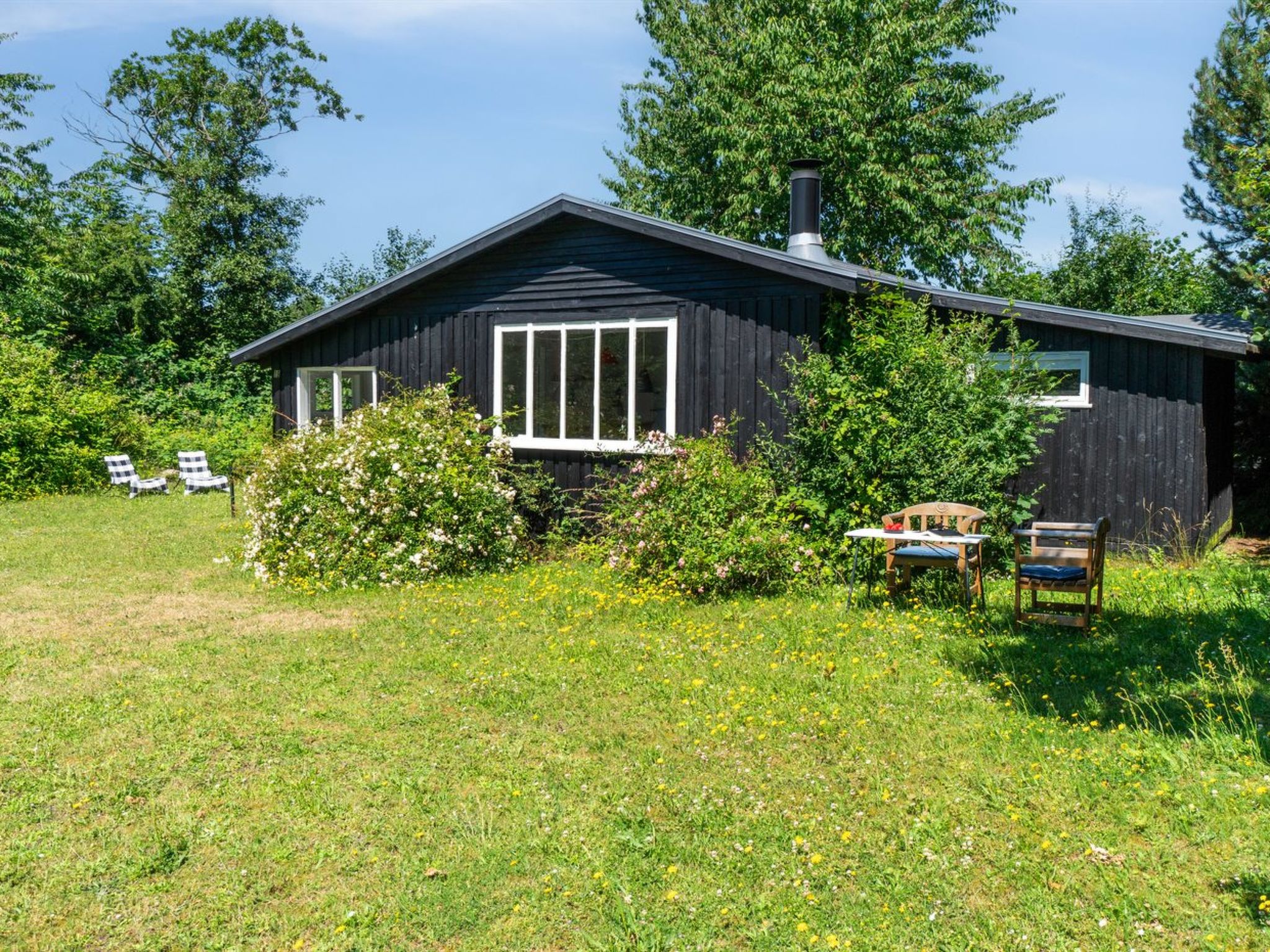 "Krister" - 900m from the sea-Draußen