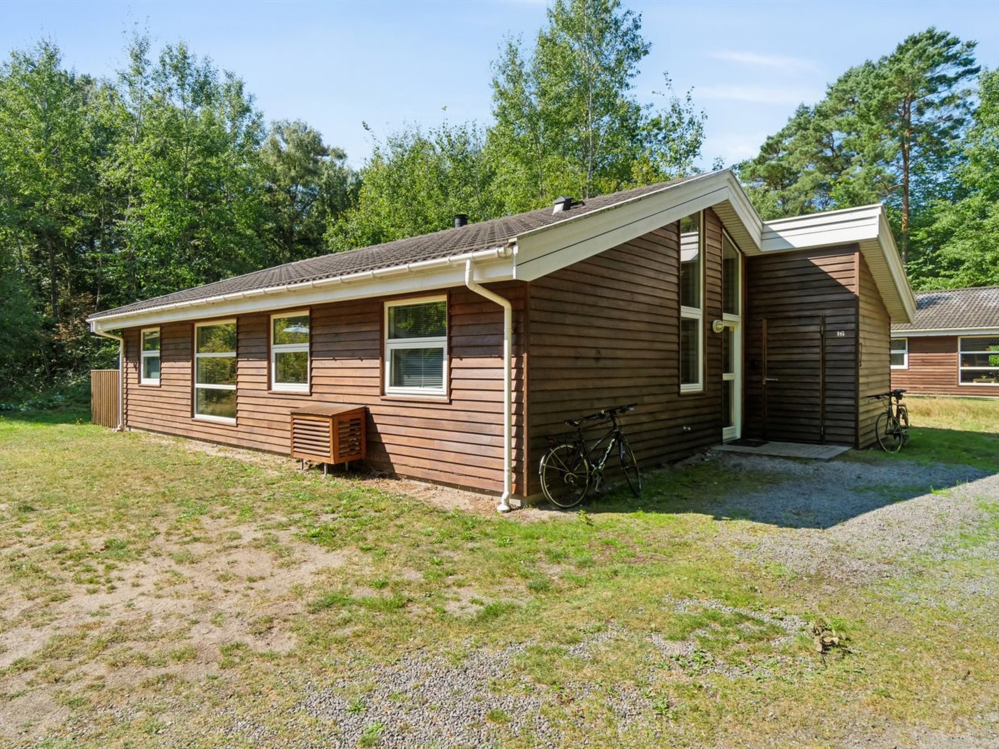 "Emmie" - 1.2km from the sea - Buiten