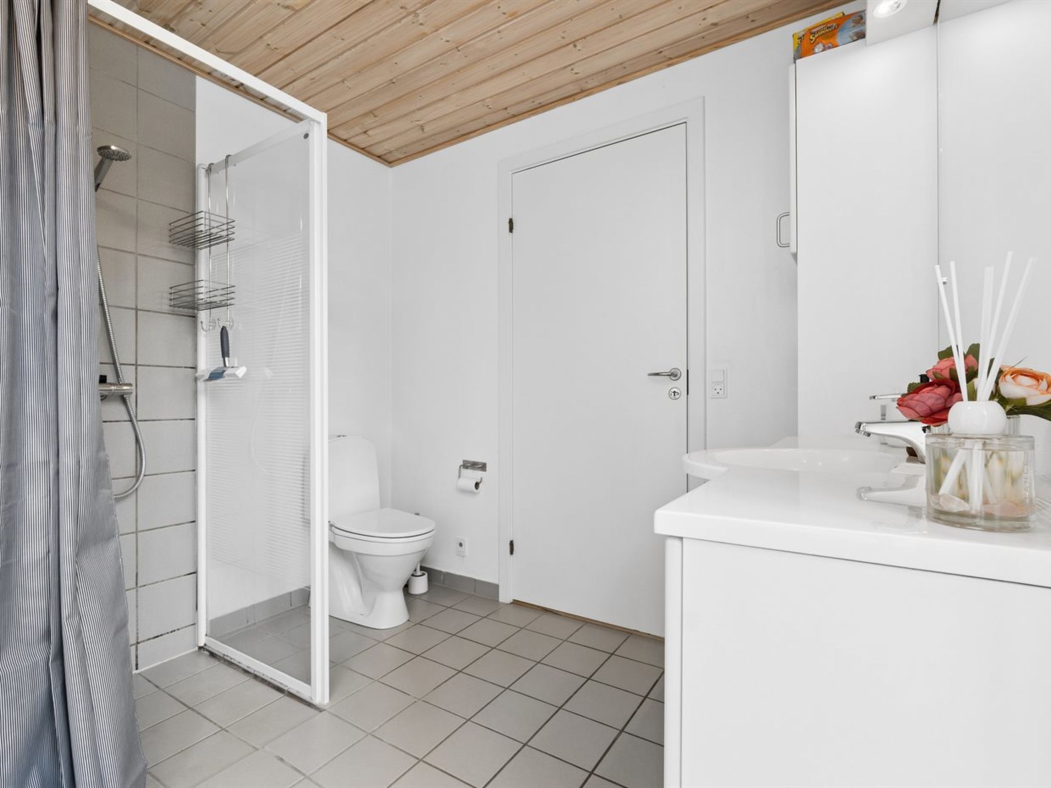 8-persoons vakantiehuis in Hasle met sauna op 1 km van zee - foto 18