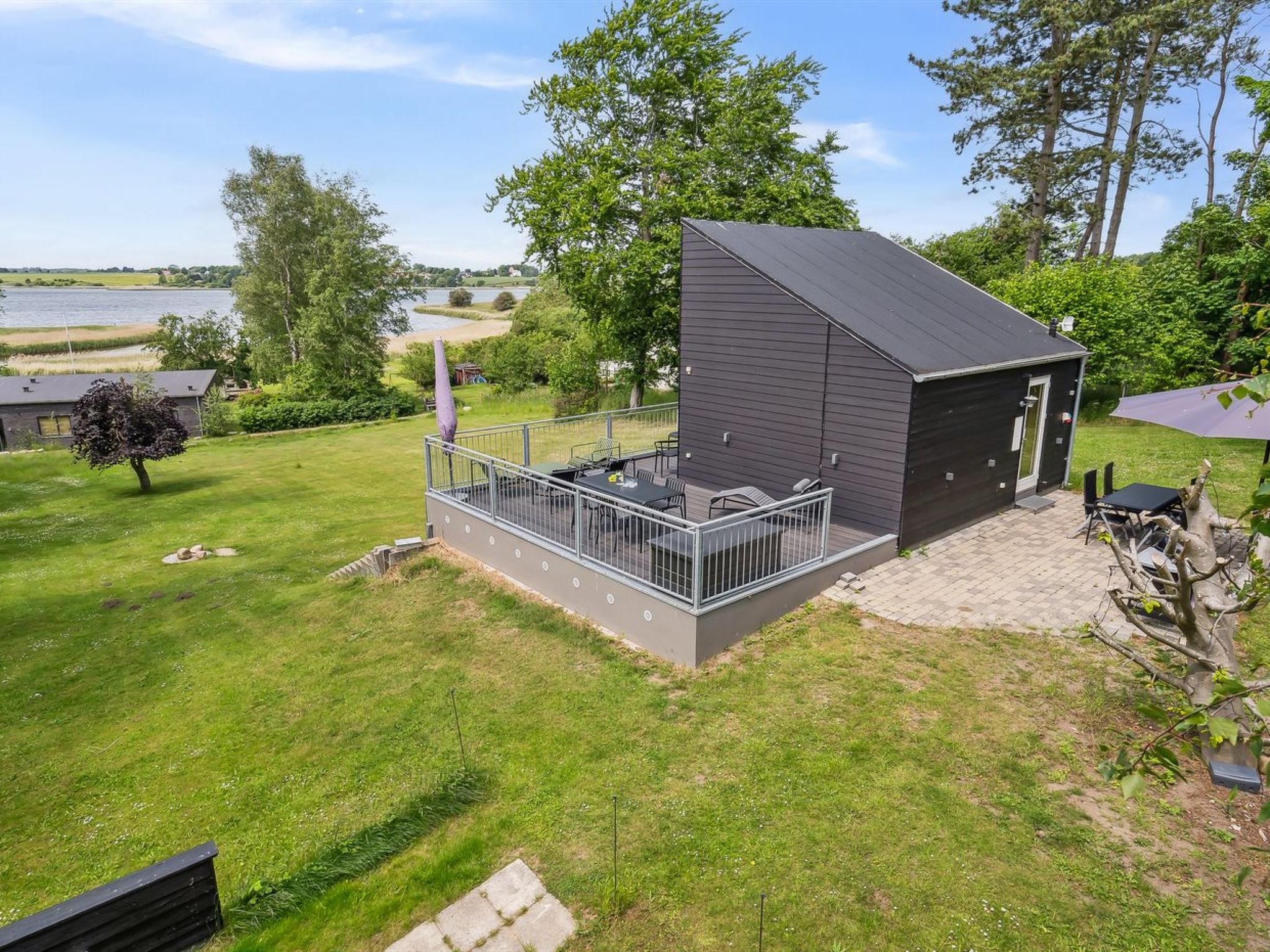 "Harka" - 100m to the fjord - Buiten