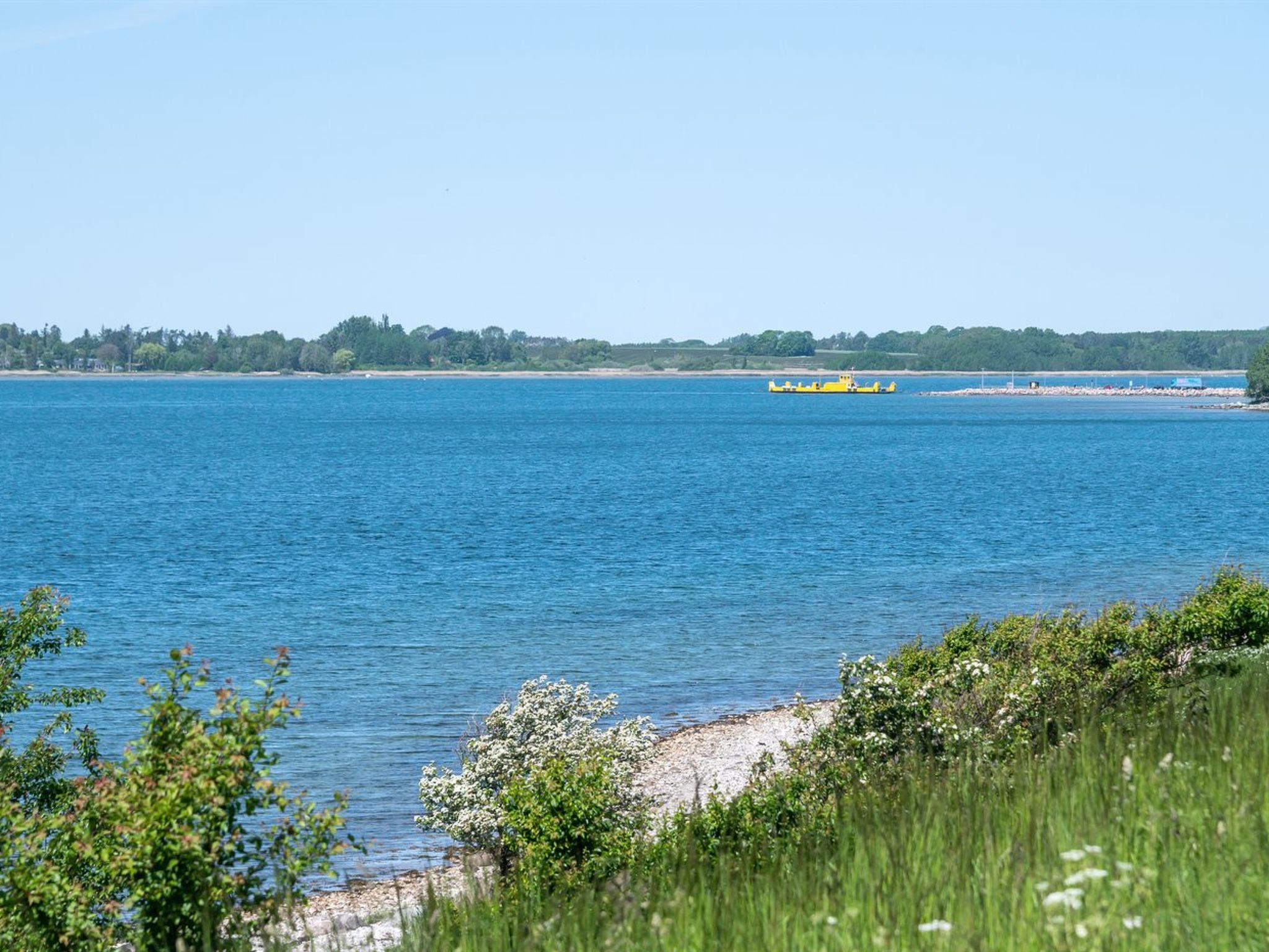 "Tobrjön" - 200m to the fjord-Buiten
