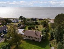 "Svanborg" - 40m from the sea