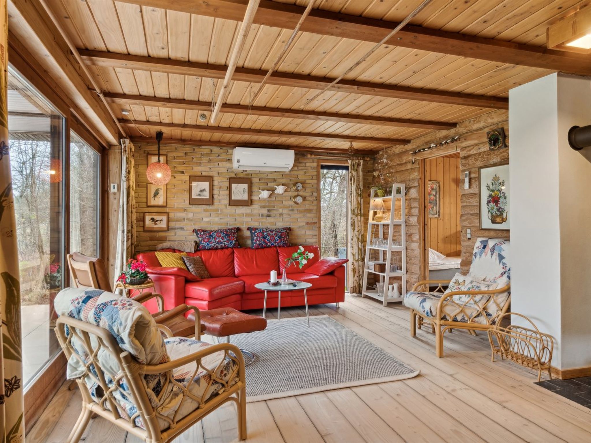 "Svanborg" - 40m from the sea - Drinnen
