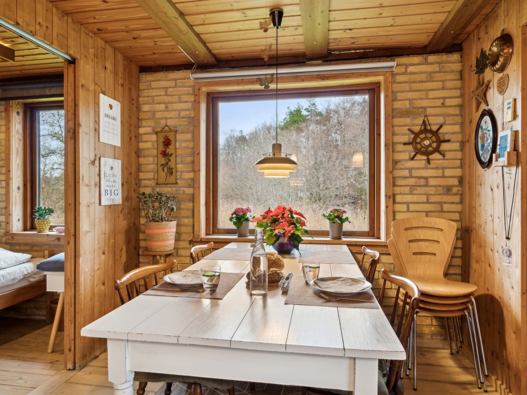 "Svanborg" - 40m from the sea-Inside