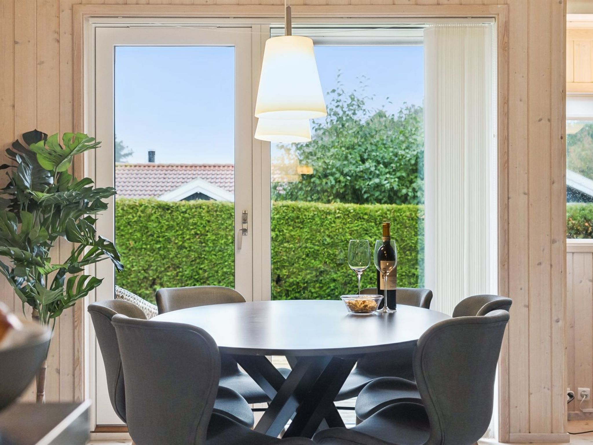 "Hawarth" - 275m from the sea-Binnen