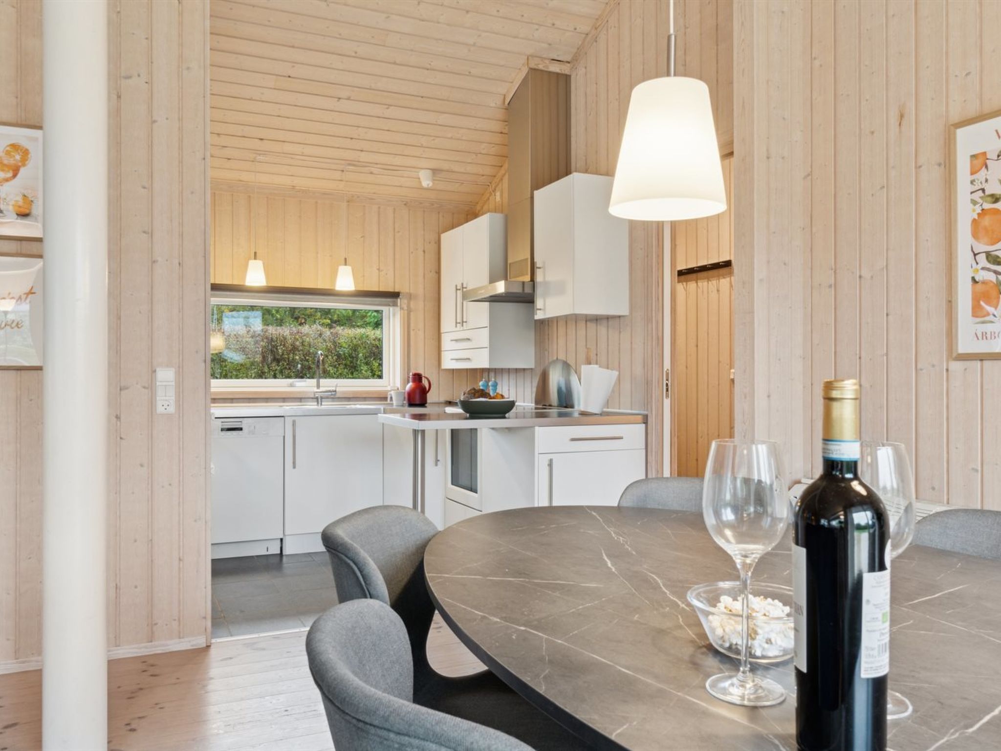 "Hawarth" - 275m from the sea-Binnen