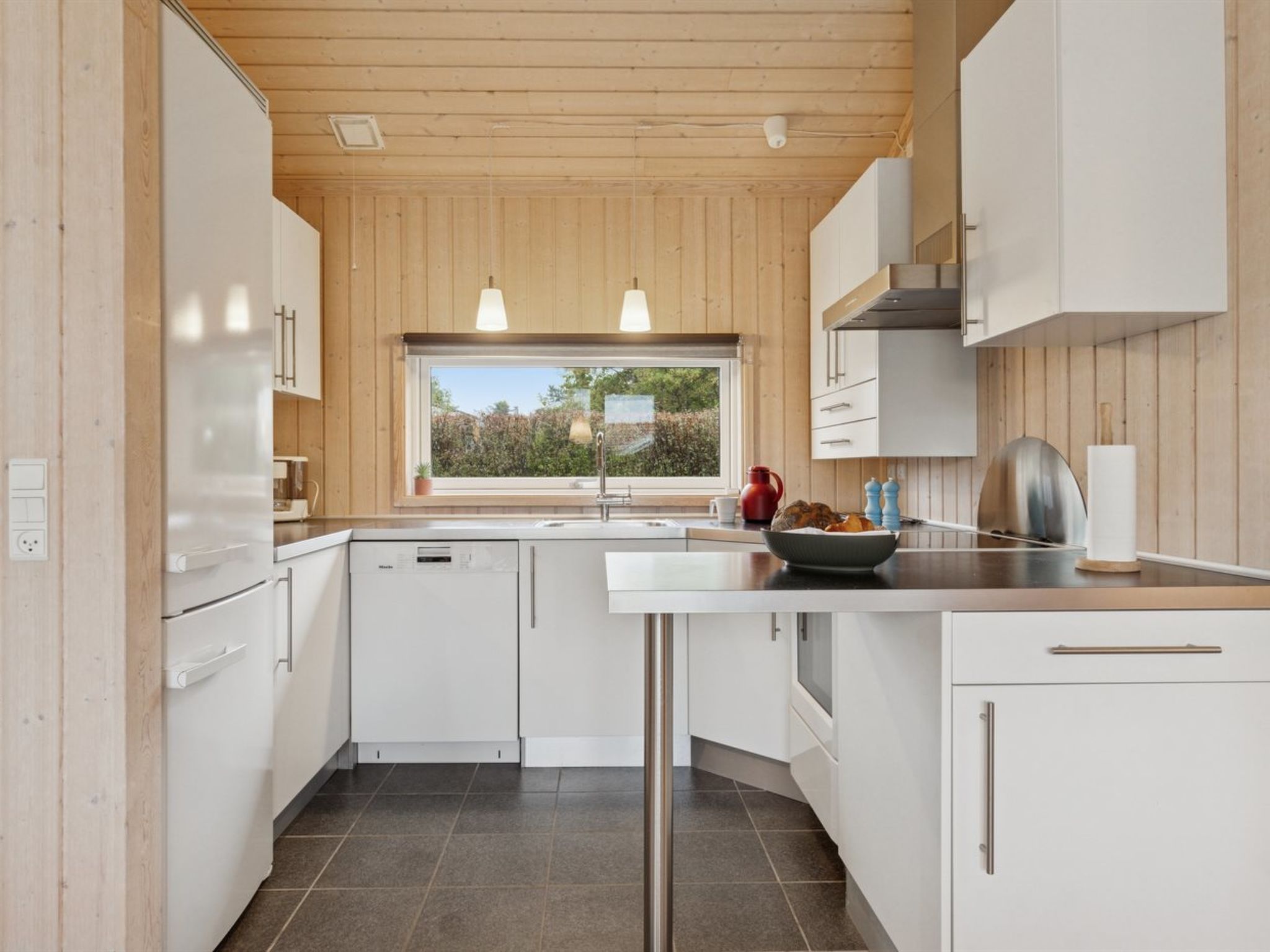 "Hawarth" - 275m from the sea-Binnen