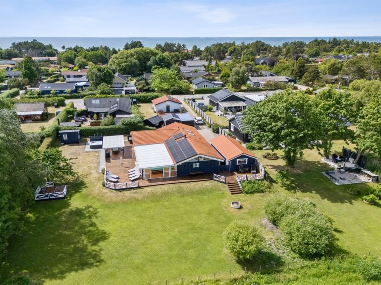 10-persoons vakantiehuis in Slagelse met binnenzwembad en whirlpool in Slagelse