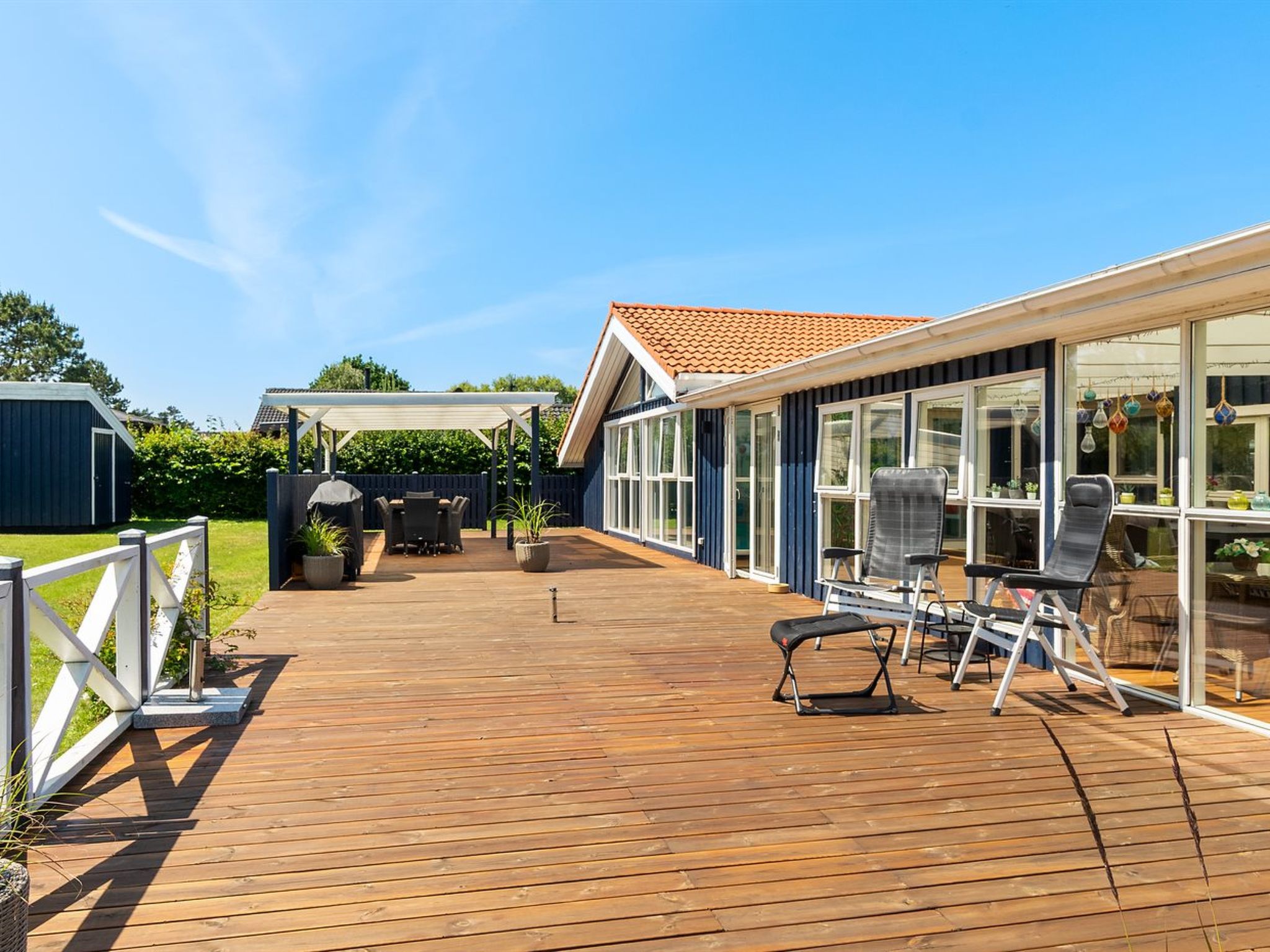 "Saku" - 375m from the sea - Buiten