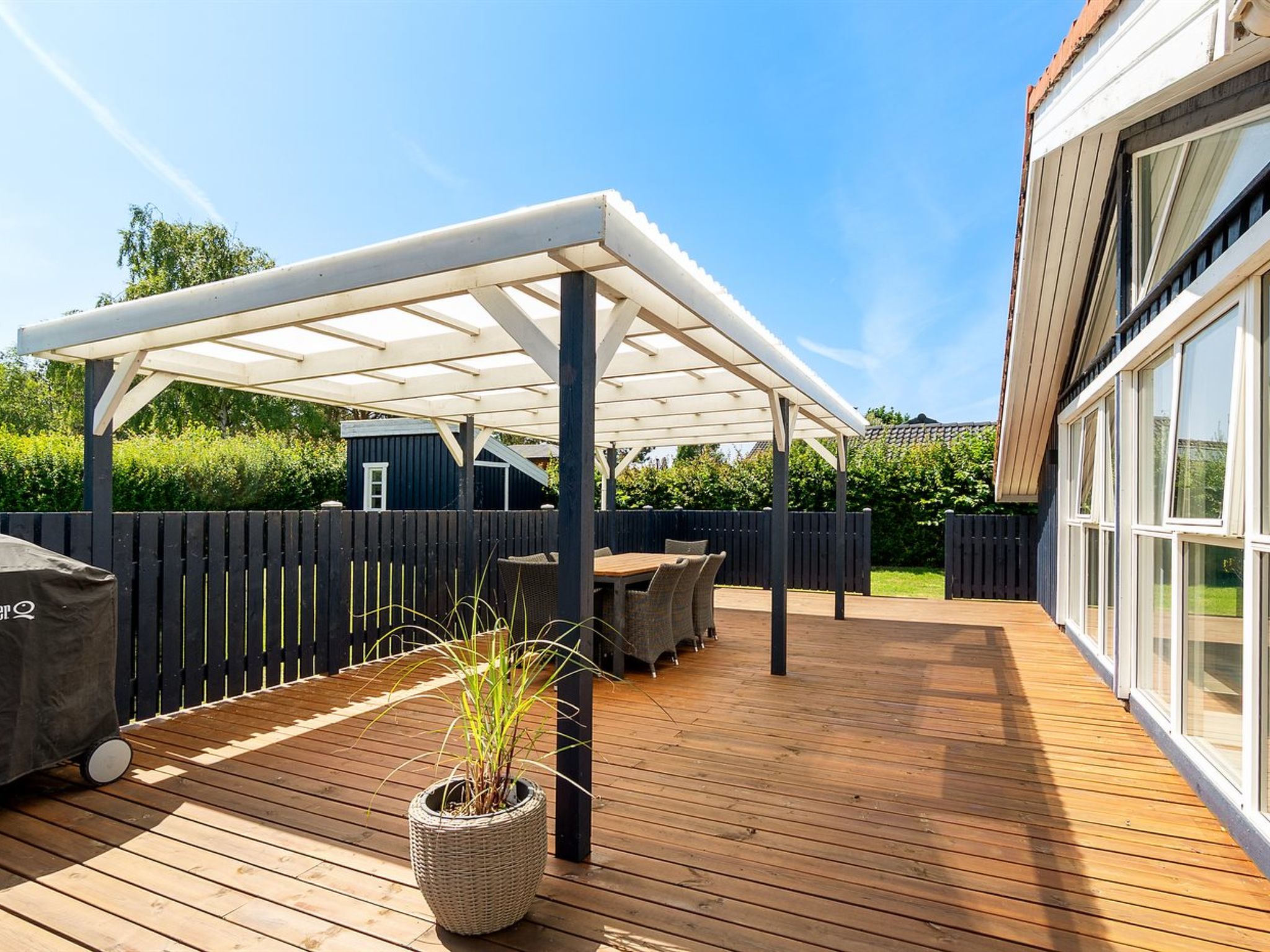 "Saku" - 375m from the sea - Buiten
