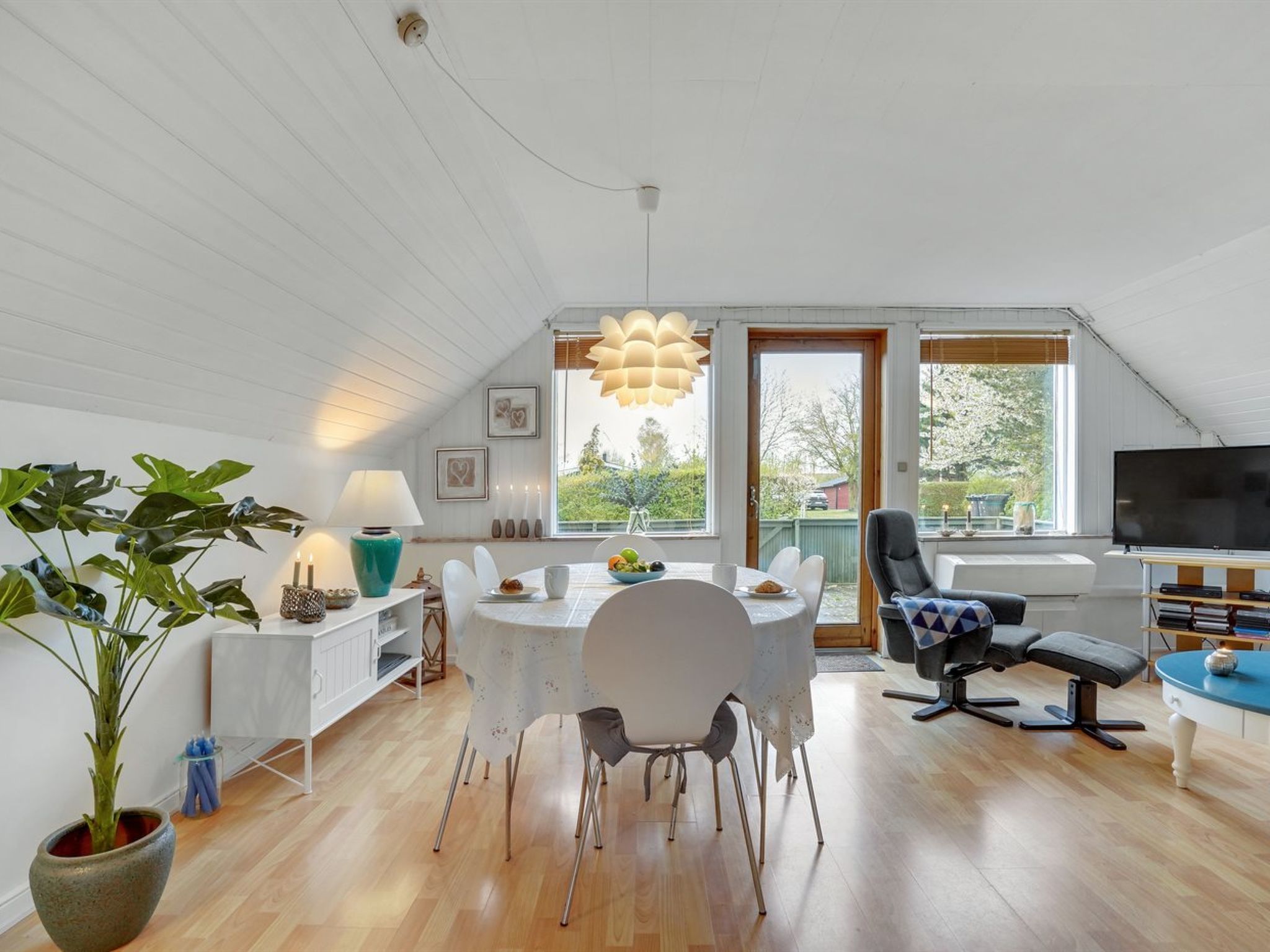 "Marita" - 225m from the sea-Drinnen