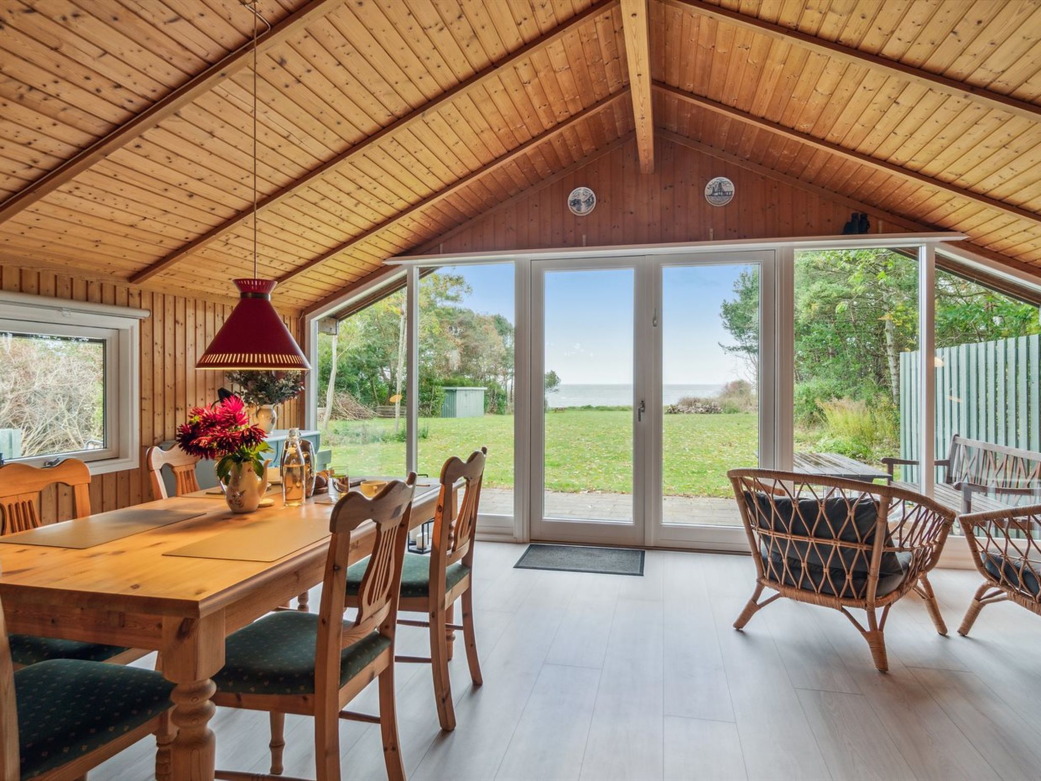 "Eyer" - 20m from the sea - Inside