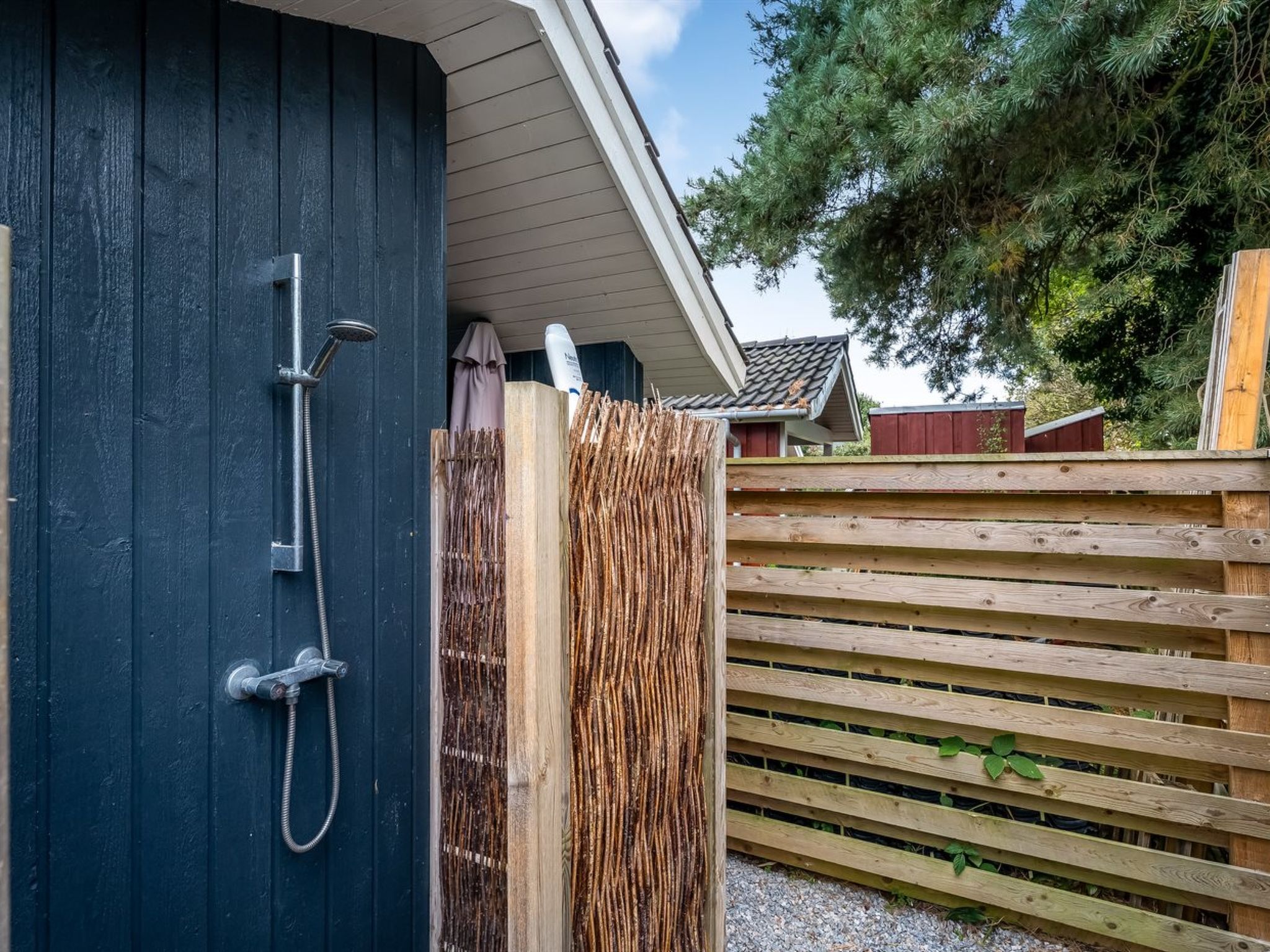 "Vilmar" - 250m from the sea - Buiten