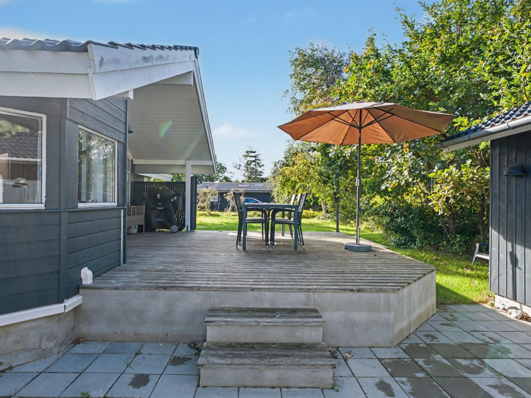"Vilmar" - 250m from the sea - Buiten