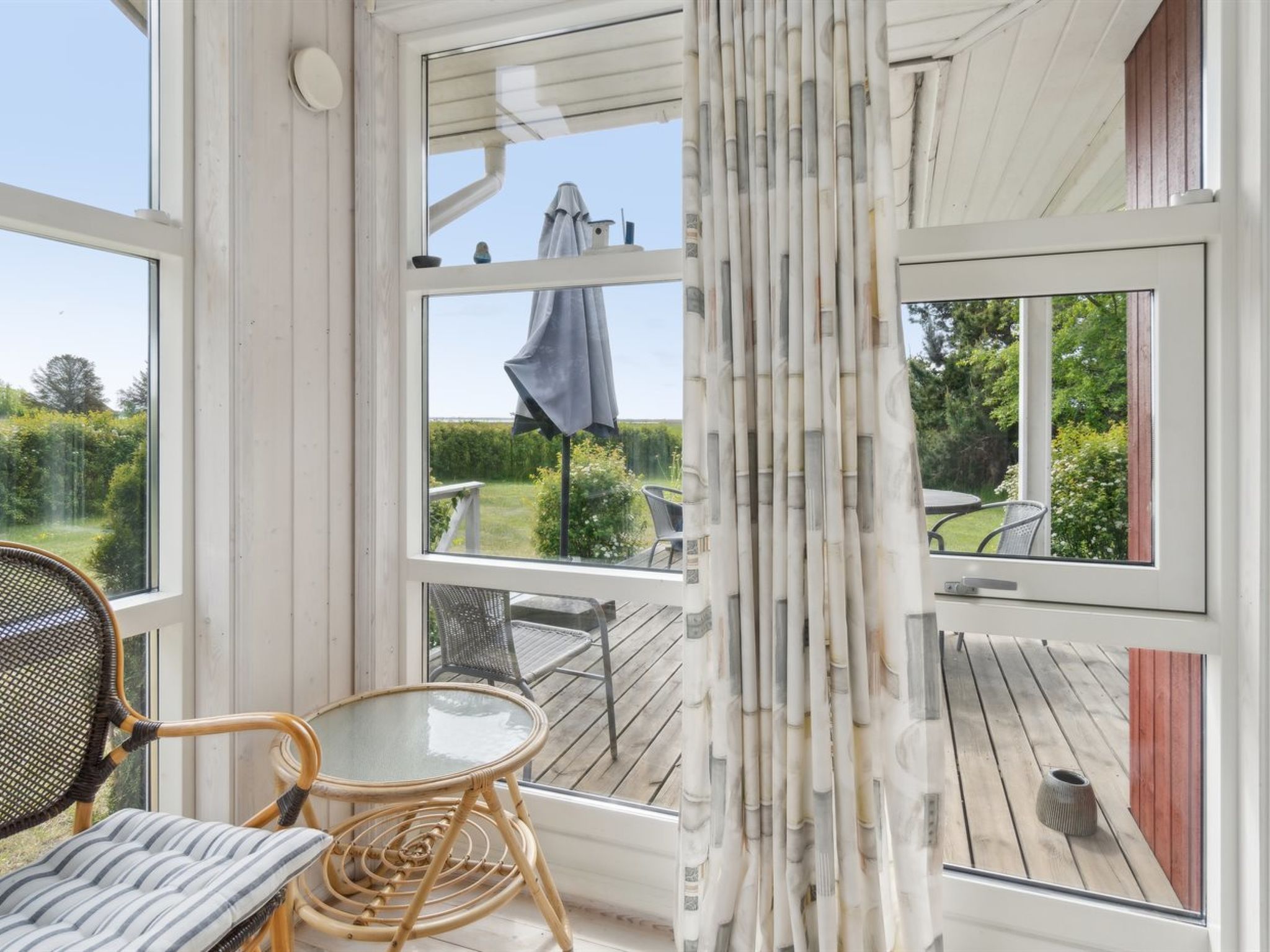 "Hjalmine" - 225m from the sea-Inside