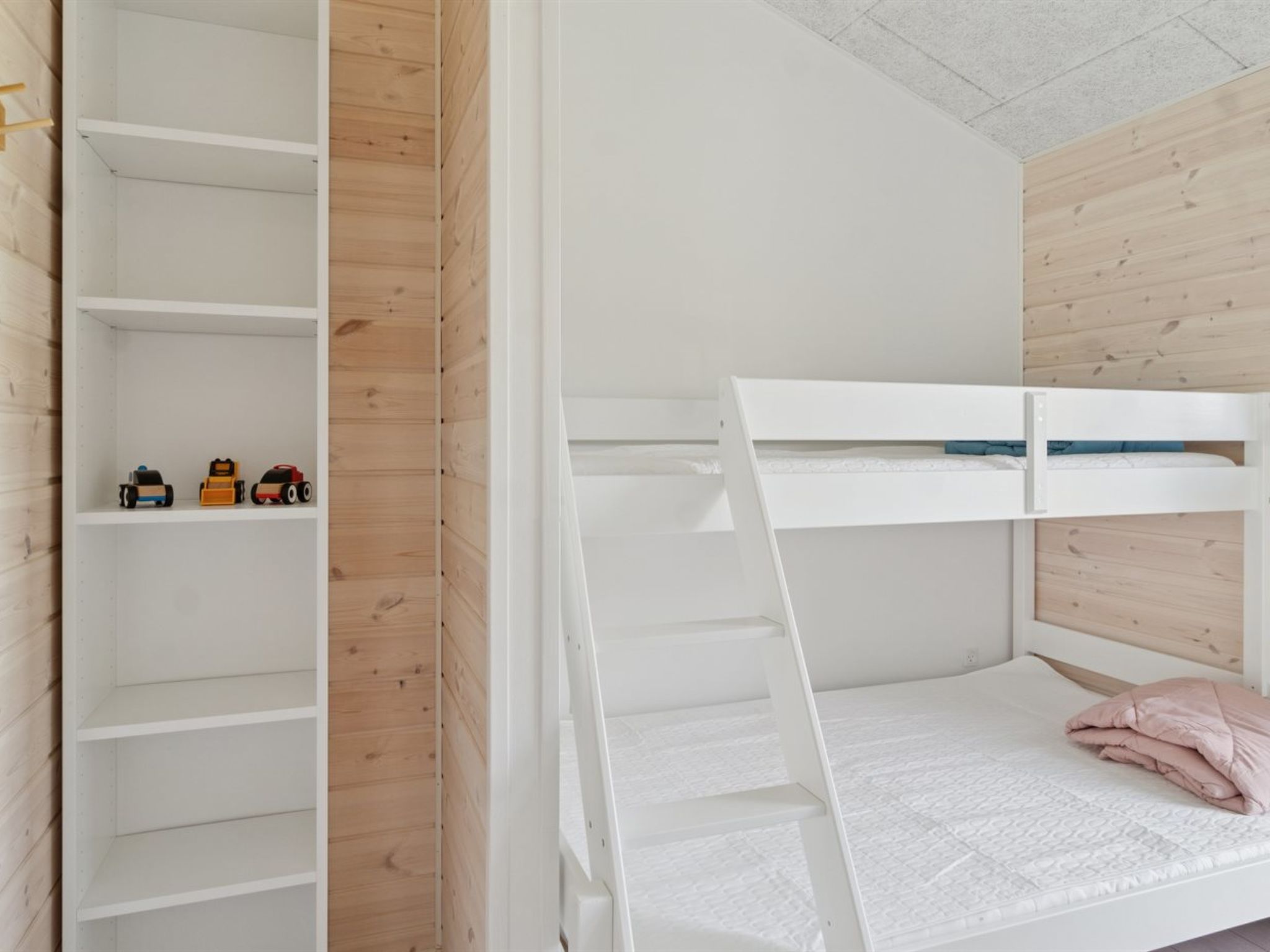 "Herulf" - 450m from the sea-Binnen