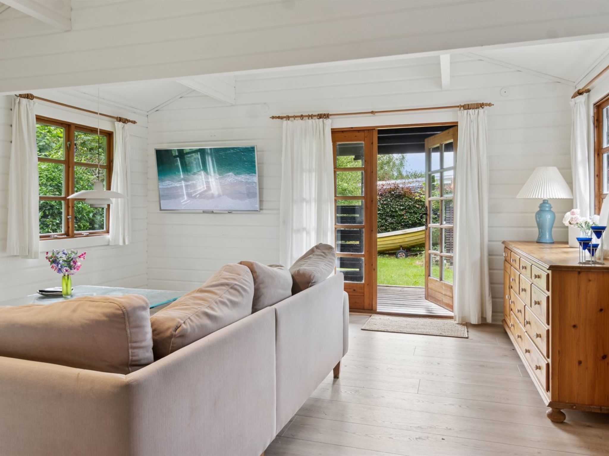 "Kjell" - 25m from the sea-Dedans