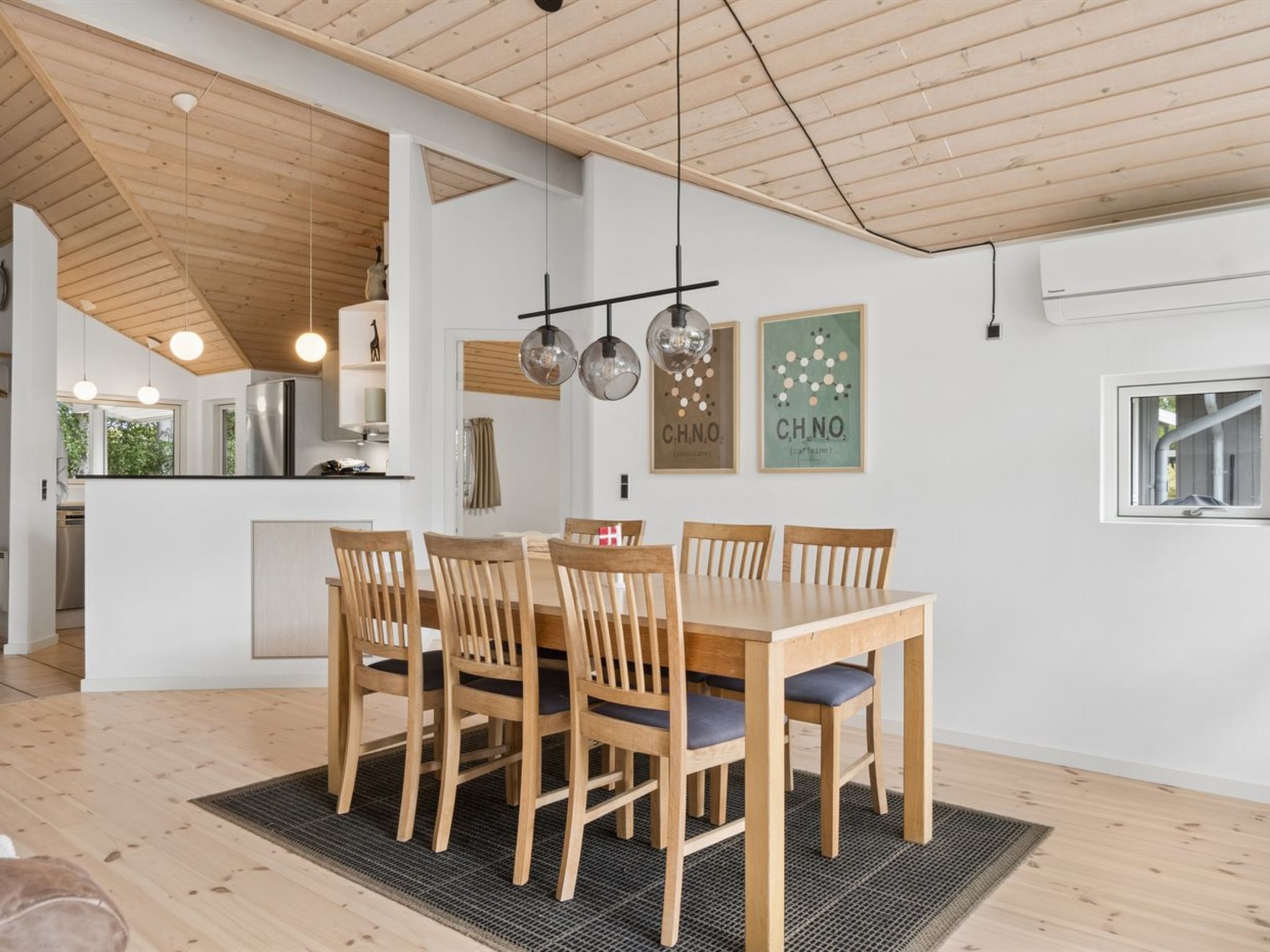 "Veljan" - 300m from the sea - Drinnen